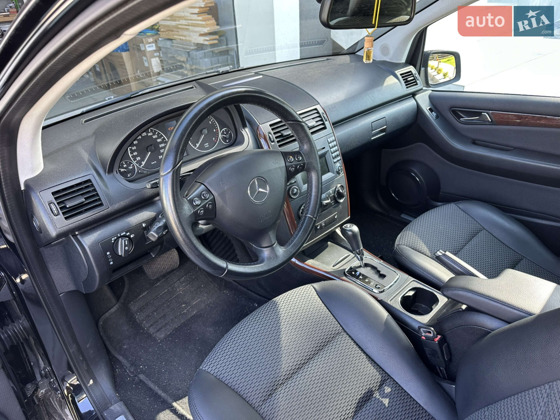 Mercedes-Benz A-Class 2010 VIN WDD1690311J889187 фото оголошення 6 з 6