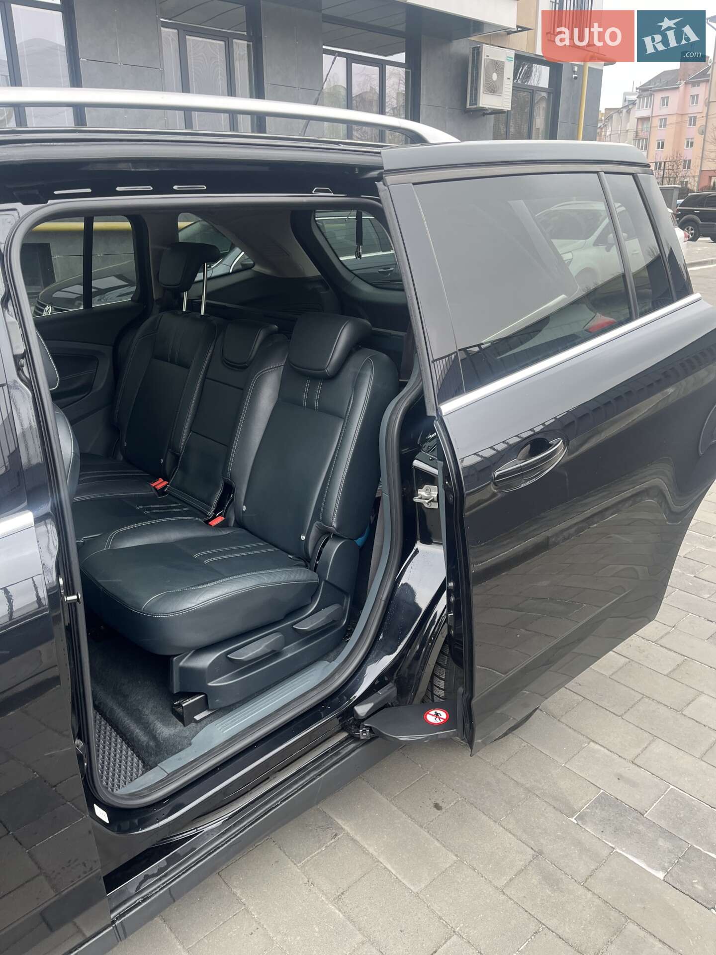 Ford Grand C-Max 2011 VIN WF0HXXWPBHBY07887 фото оголошення 3 з 19