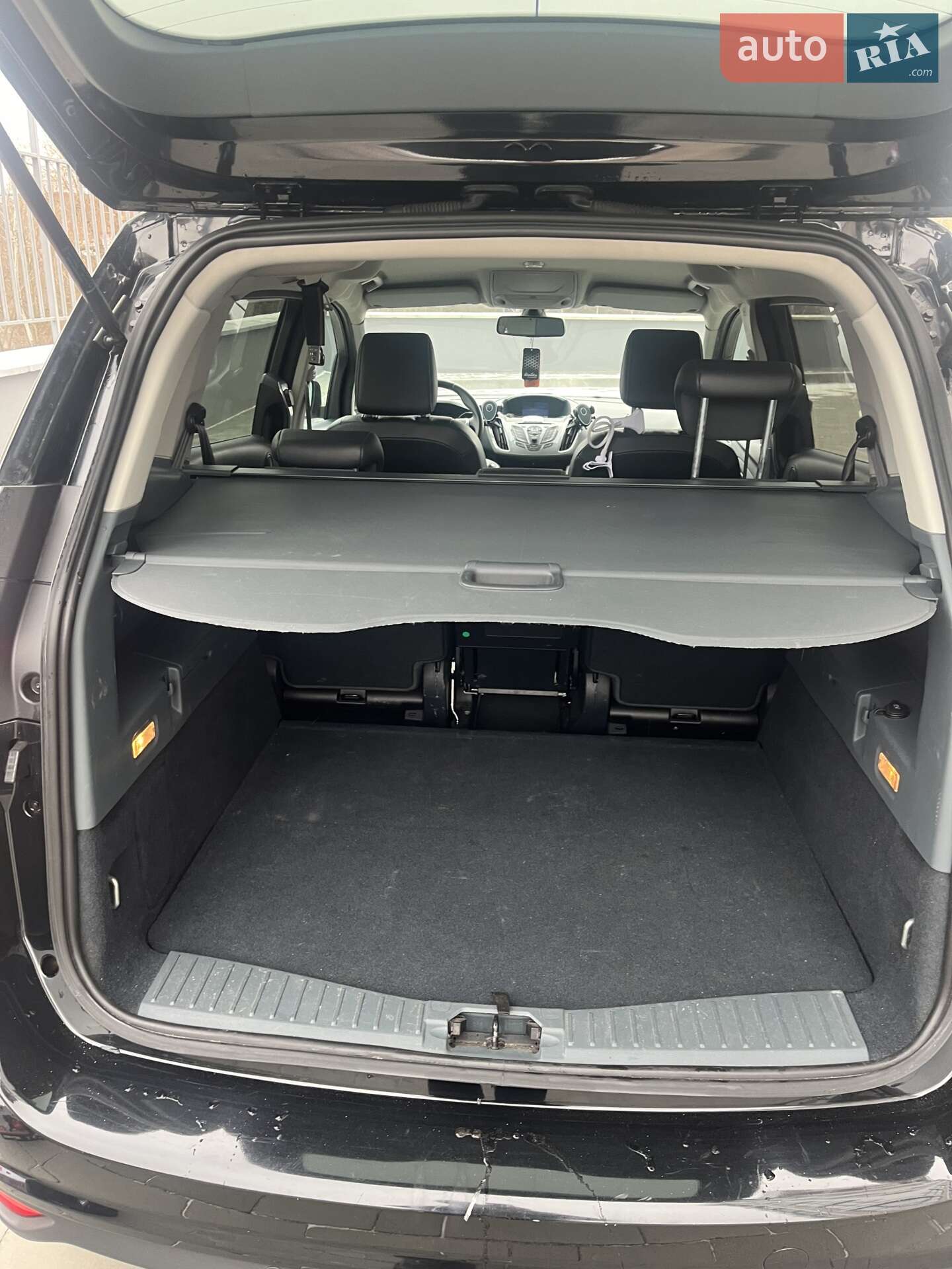 Ford Grand C-Max 2011 VIN WF0HXXWPBHBY07887 фото оголошення 13 з 19