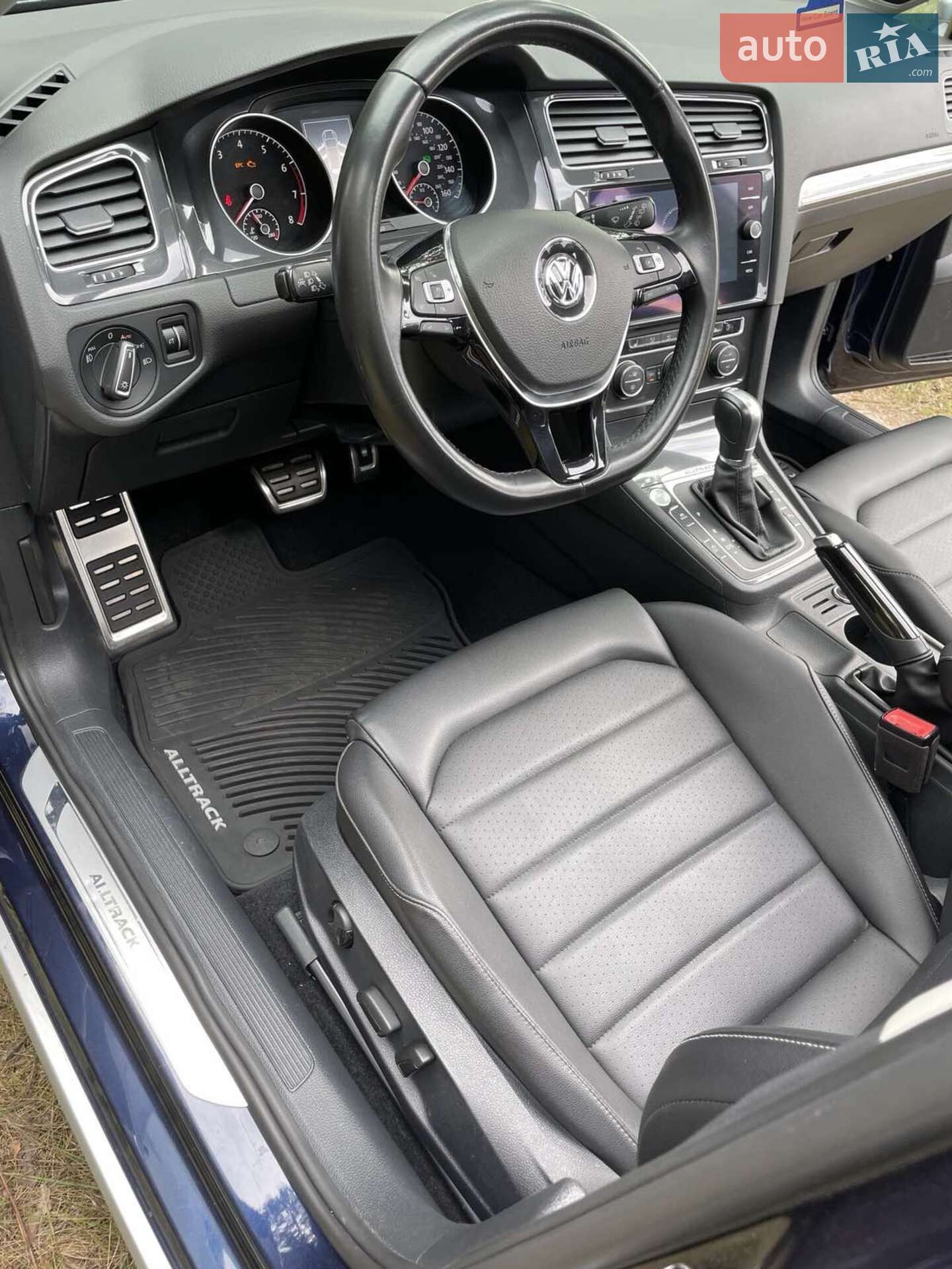 Volkswagen Golf Alltrack 2018 VIN 3VWH17AU1JM763411 фото оголошення 23 з 53