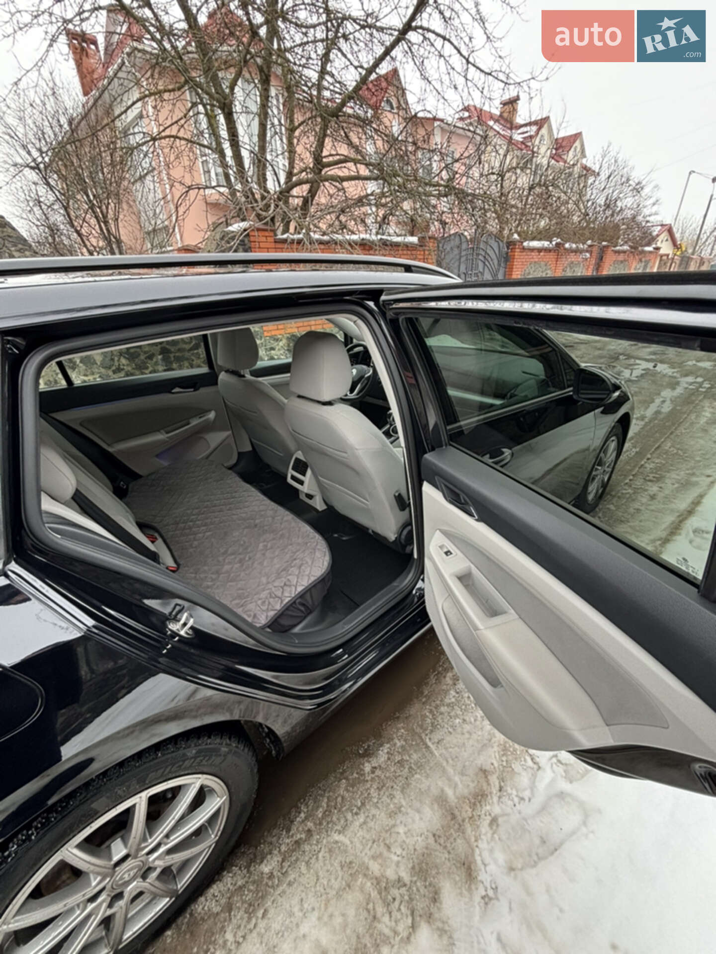 Volkswagen Golf 2021 VIN WVWZZZCDZMW509749 фото оголошення 16 з 19
