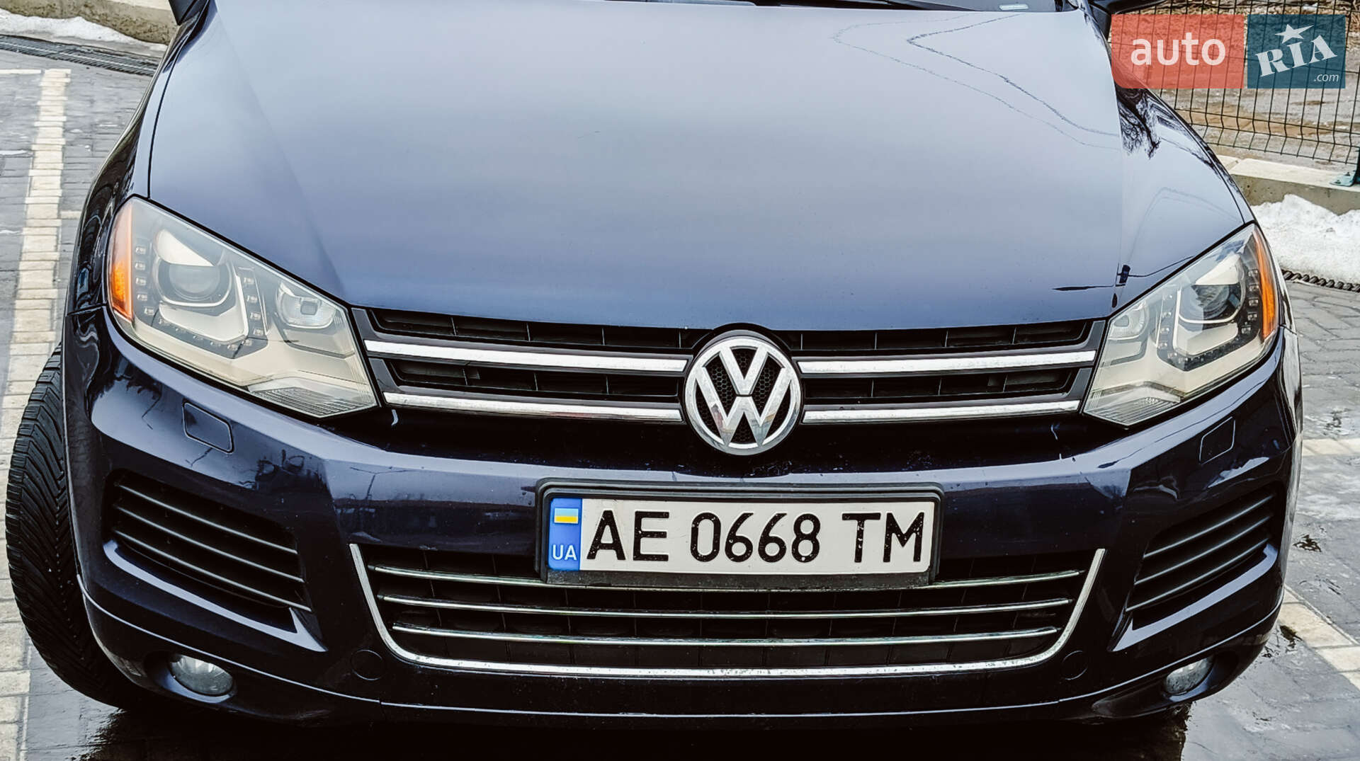Volkswagen Touareg 2012 VIN WVGEF9BP3DD002614 фото оголошення 8 з 55