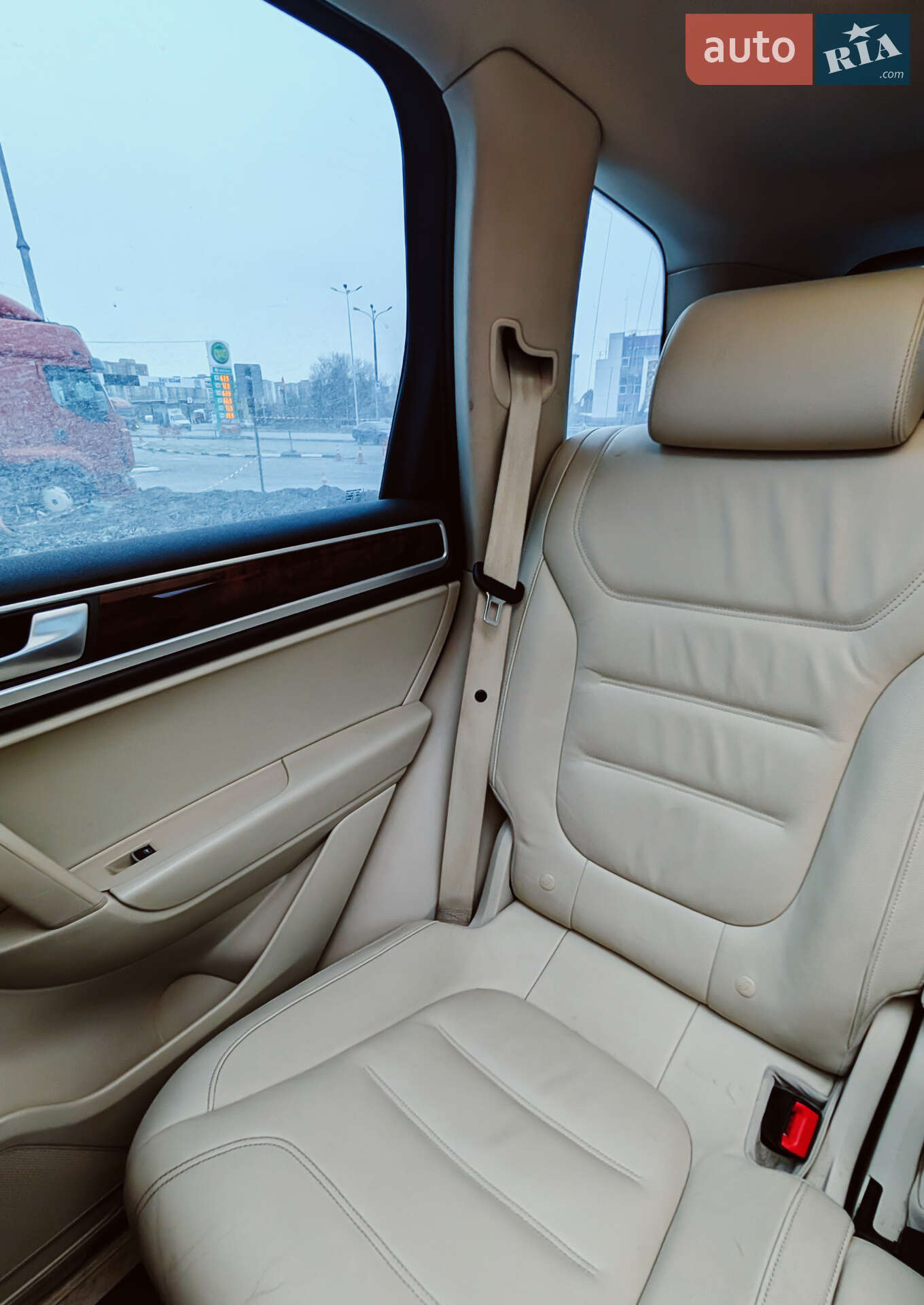 Volkswagen Touareg 2012 VIN WVGEF9BP3DD002614 фото оголошення 34 з 55