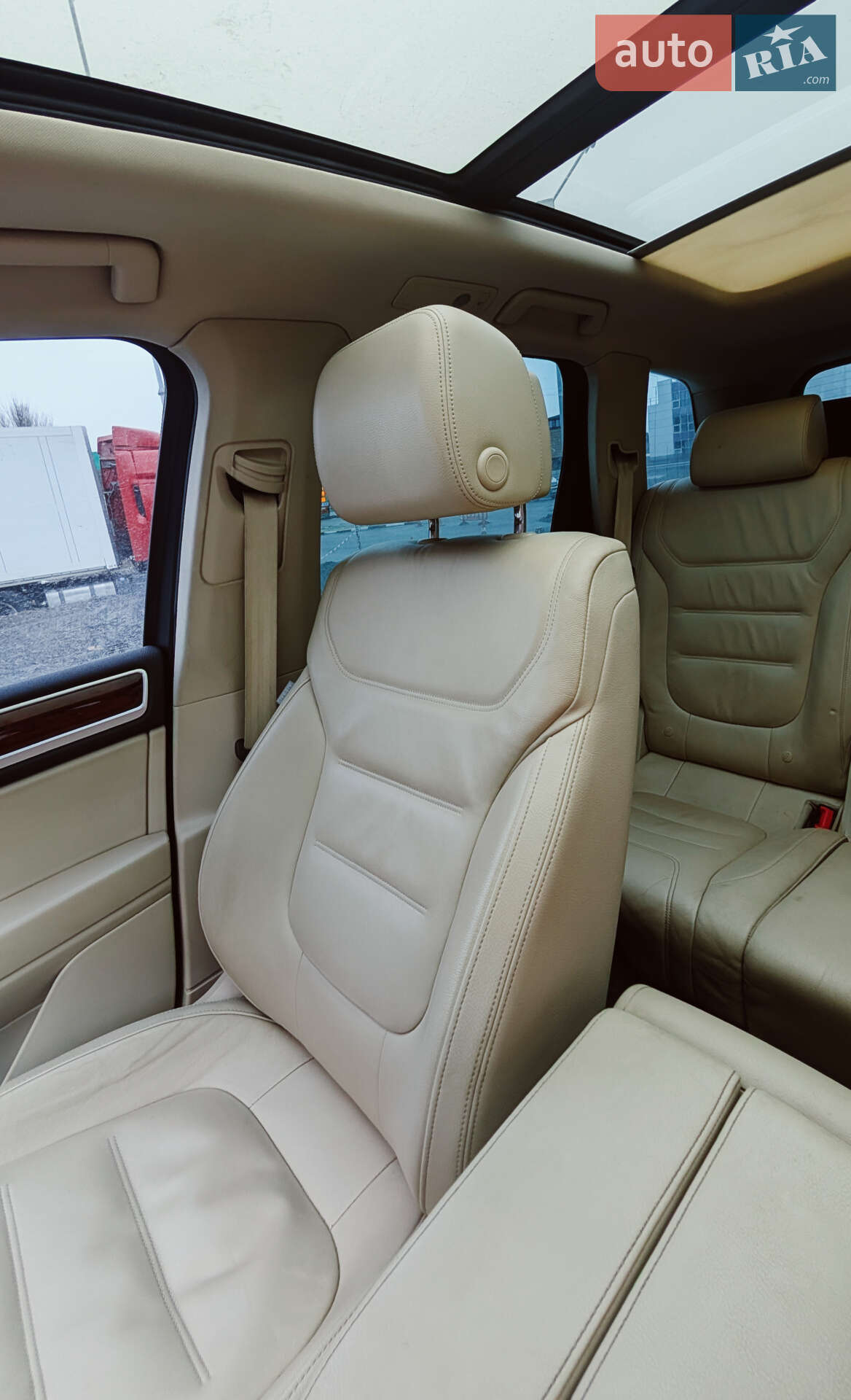 Volkswagen Touareg 2012 VIN WVGEF9BP3DD002614 фото оголошення 35 з 55