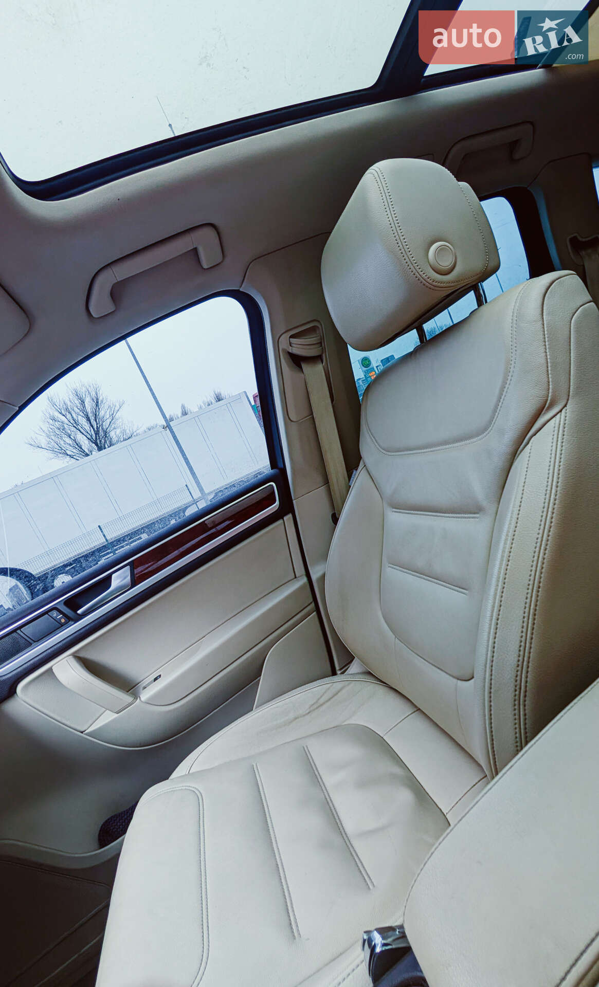 Volkswagen Touareg 2012 VIN WVGEF9BP3DD002614 фото оголошення 36 з 55