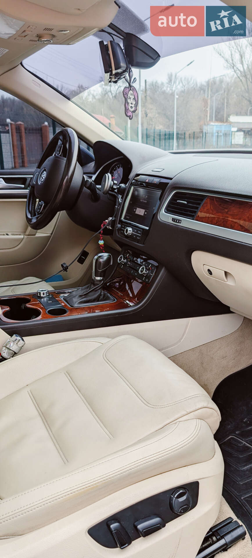Volkswagen Touareg 2012 VIN WVGEF9BP3DD002614 фото оголошення 44 з 55