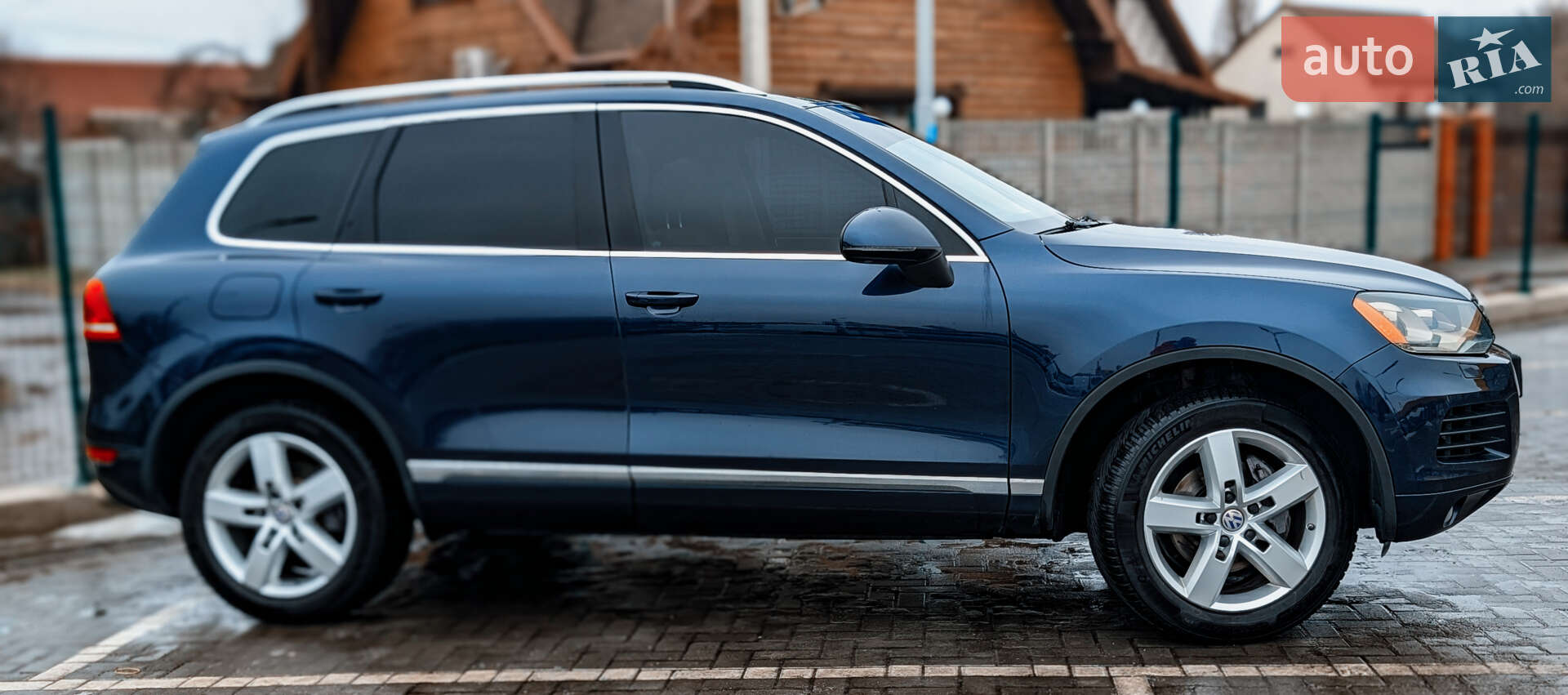 Volkswagen Touareg 2012 VIN WVGEF9BP3DD002614 фото оголошення 4 з 55
