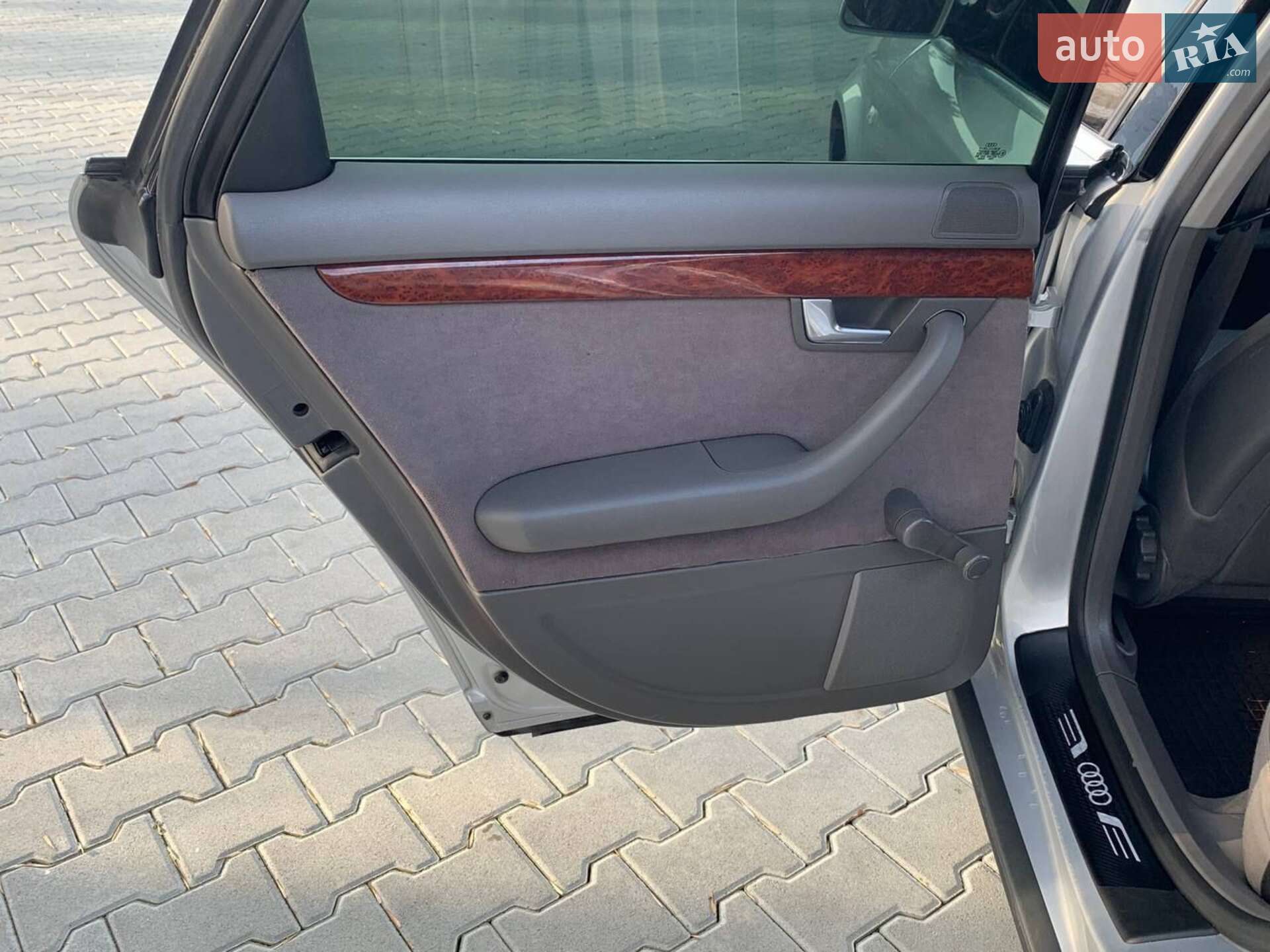 Audi A4 2001 VIN WAUZZZ8EZ1A073101 фото оголошення 16 з 20