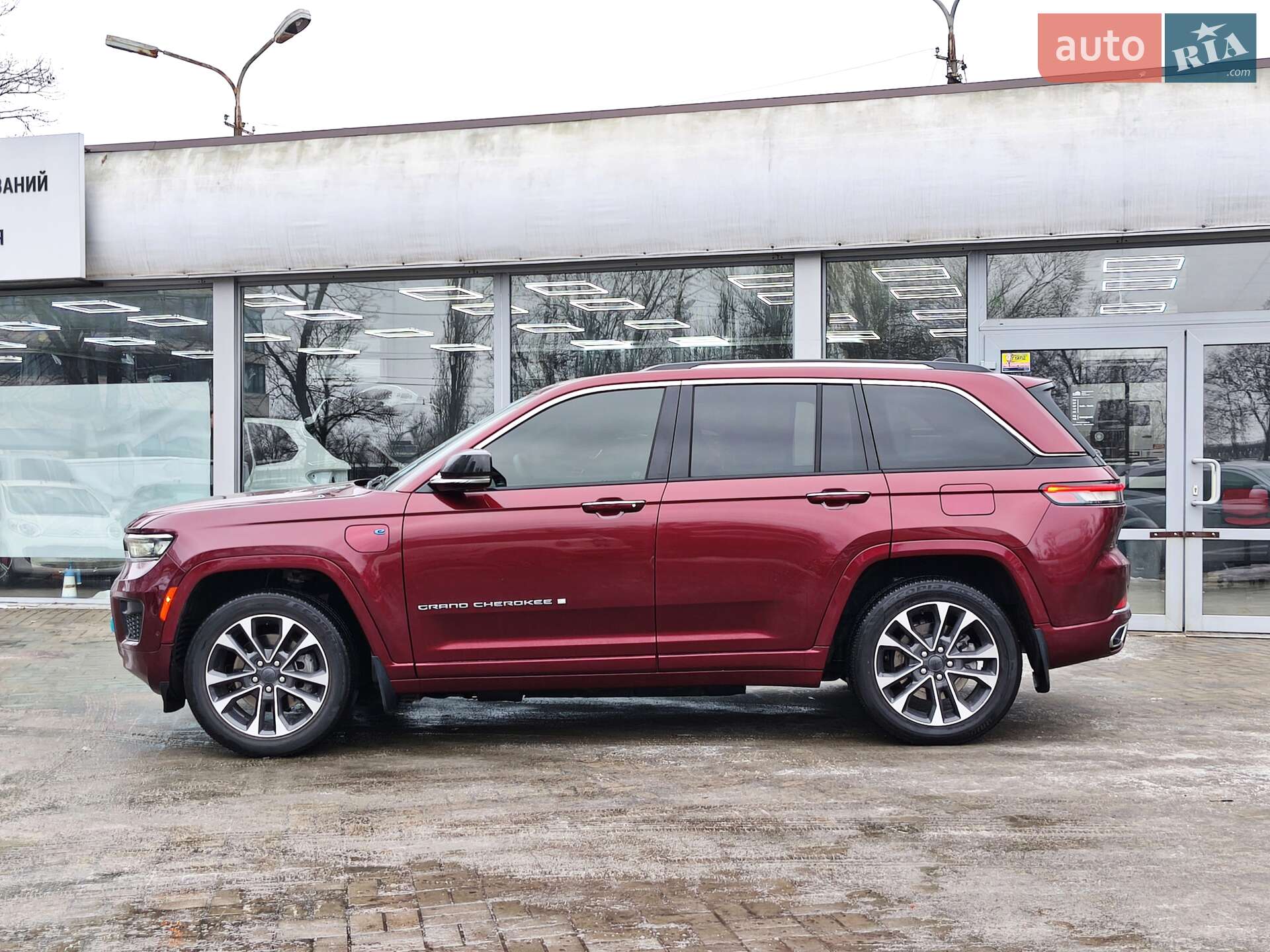 Jeep Grand Cherokee 2022 VIN 1C4RJYD62N8746685 фото оголошення 8 з 46