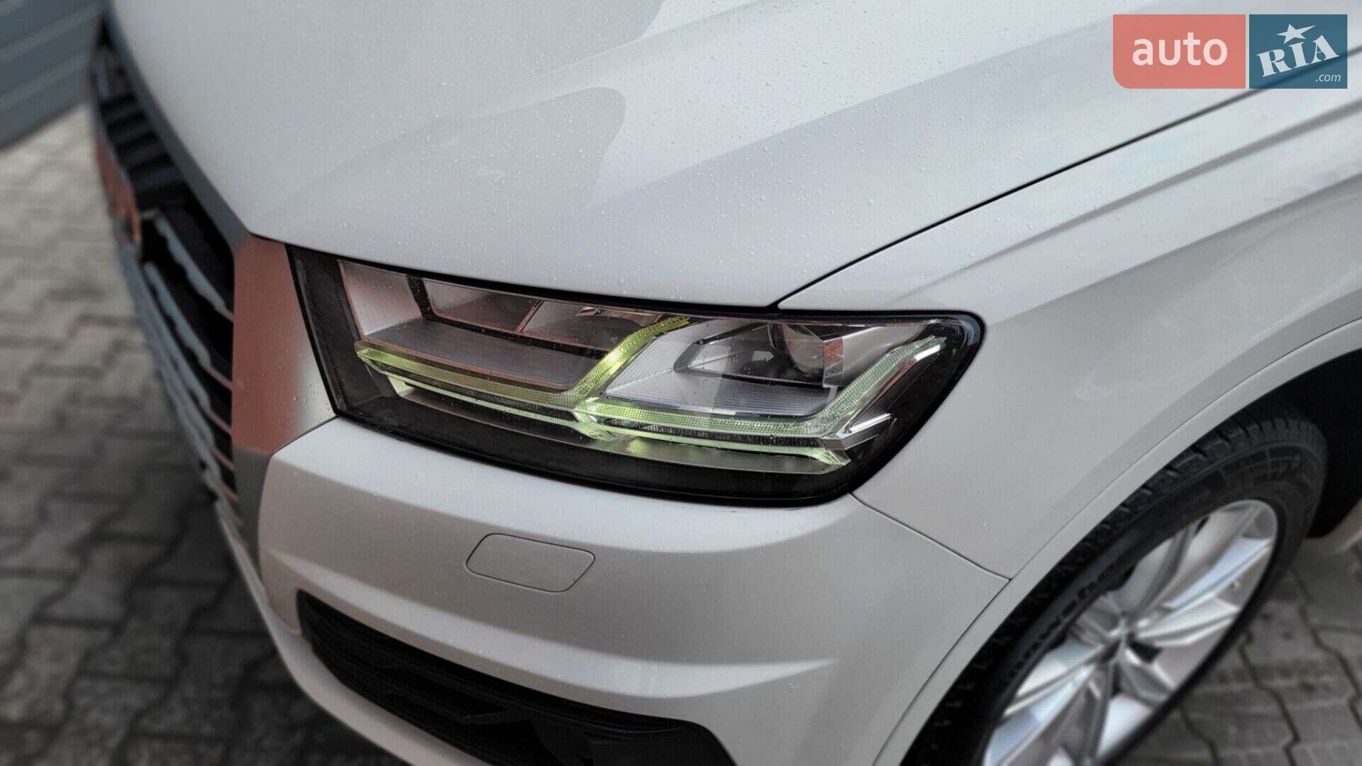 Audi Q7 2018 VIN WAUZZZ4M8JD035133 фото оголошення 21 з 99