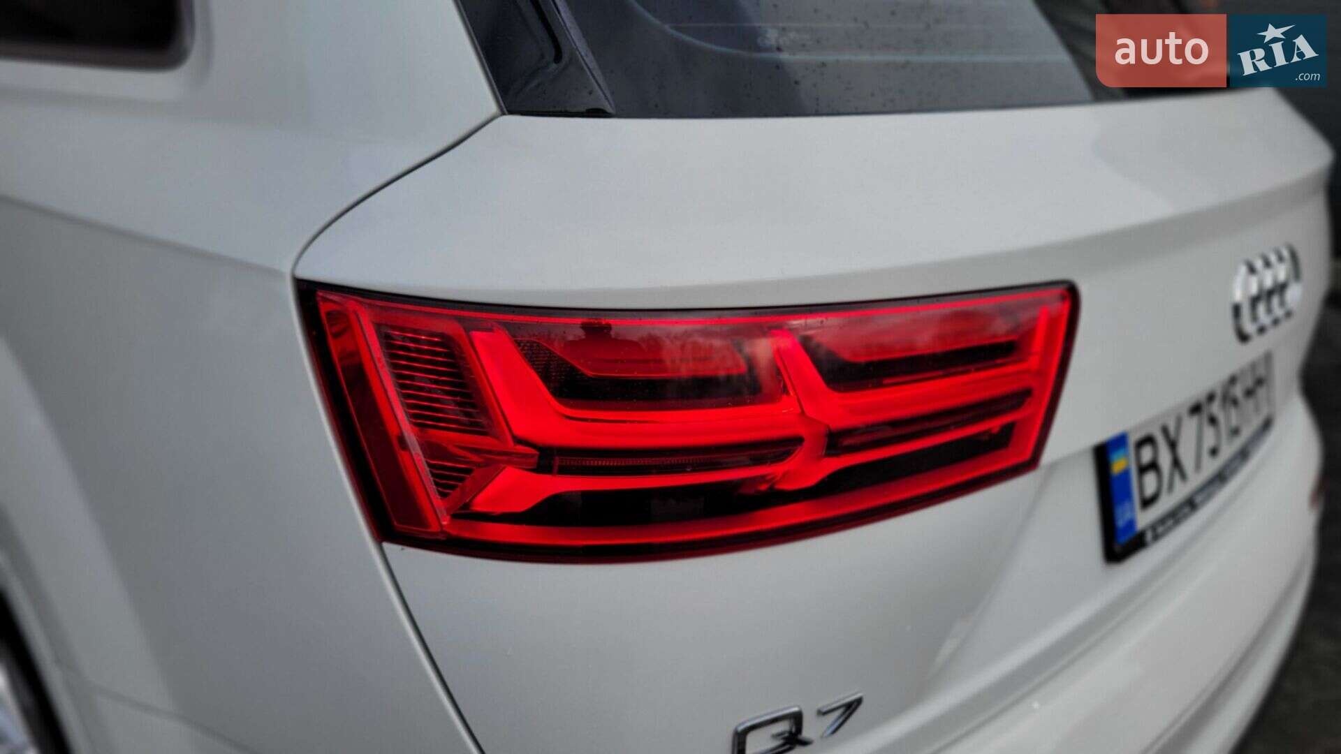 Audi Q7 2018 VIN WAUZZZ4M8JD035133 фото оголошення 25 з 99