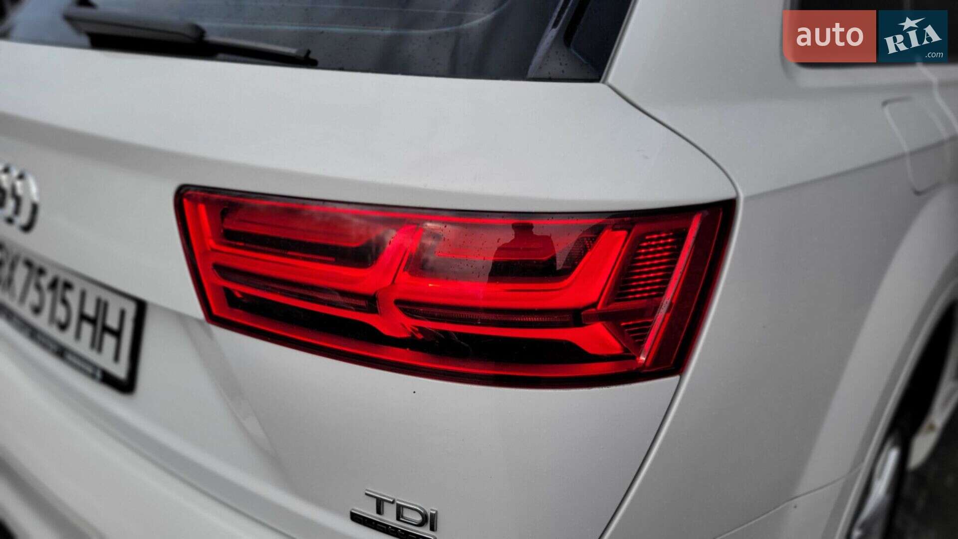 Audi Q7 2018 VIN WAUZZZ4M8JD035133 фото оголошення 24 з 99
