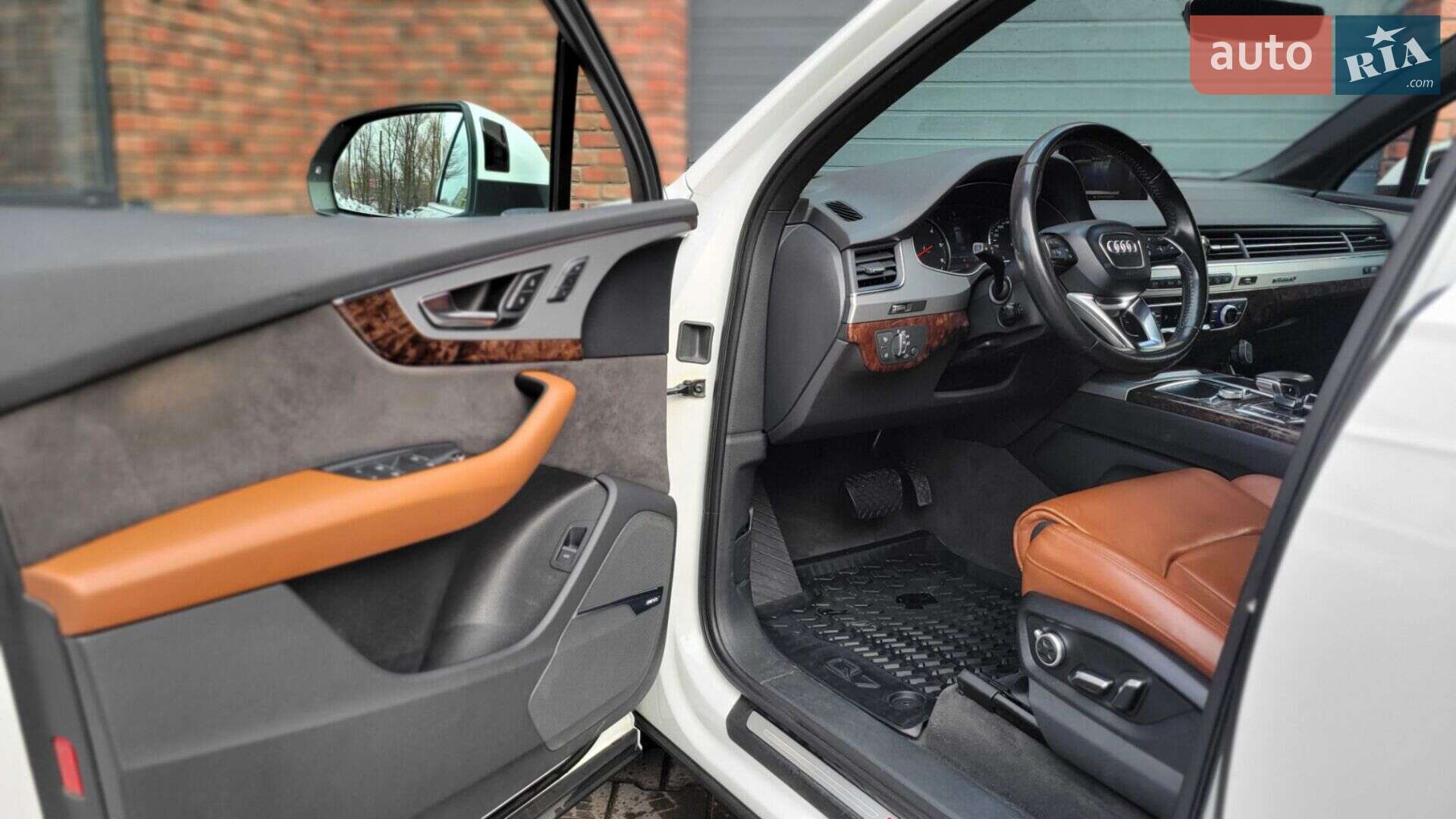 Audi Q7 2018 VIN WAUZZZ4M8JD035133 фото оголошення 30 з 99