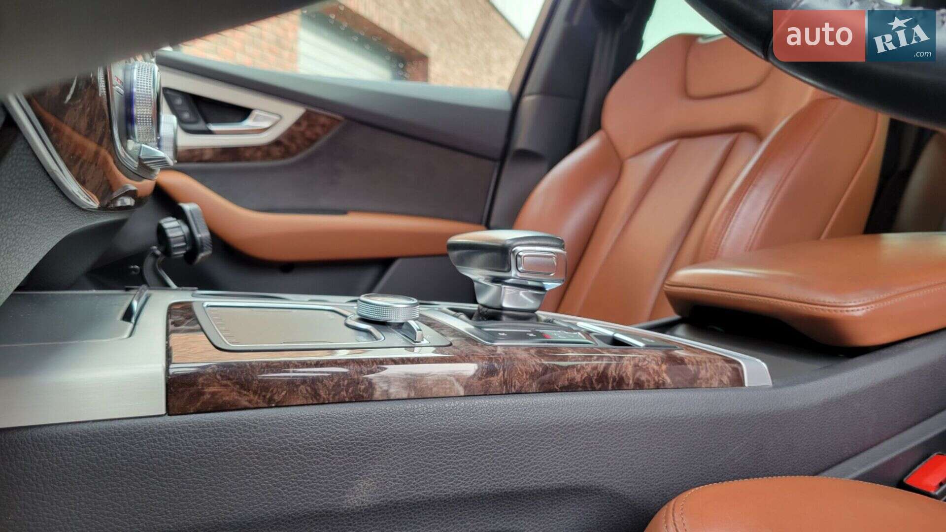 Audi Q7 2018 VIN WAUZZZ4M8JD035133 фото оголошення 41 з 99