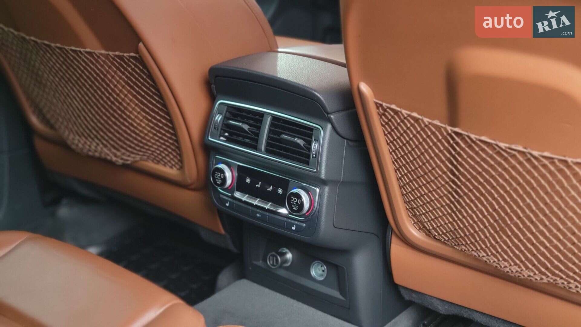 Audi Q7 2018 VIN WAUZZZ4M8JD035133 фото оголошення 56 з 99