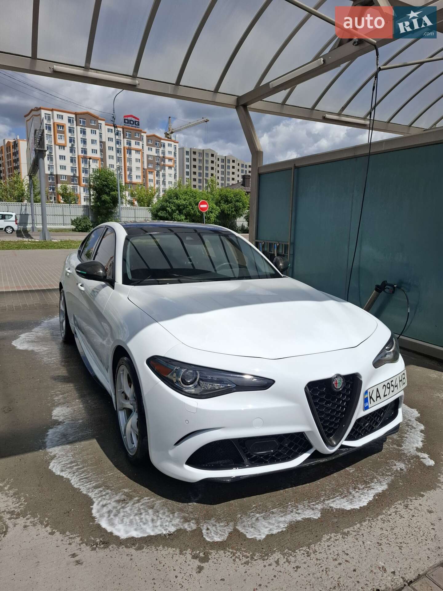 Alfa Romeo Giulia 2017 VIN ZARFAEEN6H7553673 фото оголошення 3 з 46