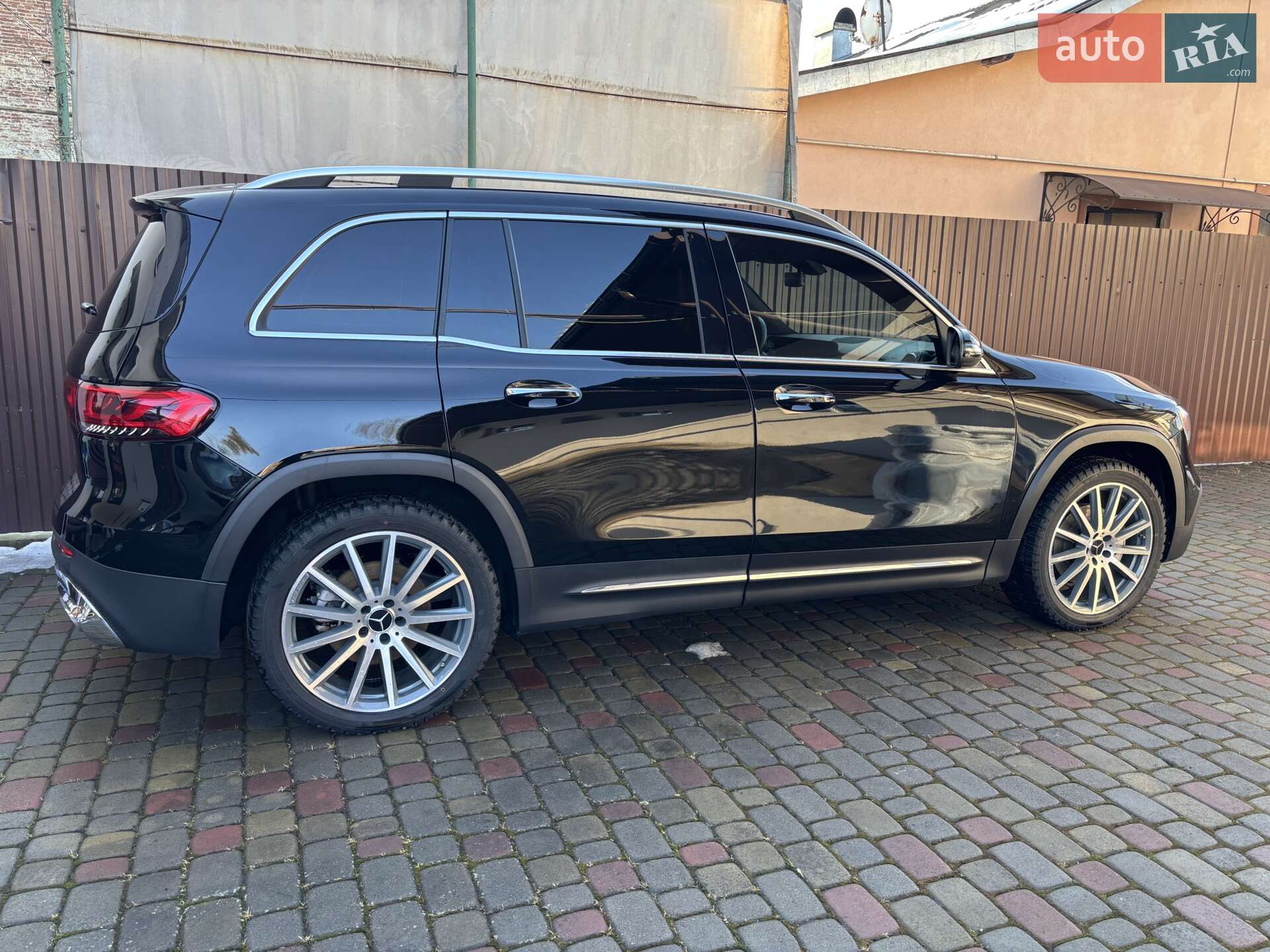Mercedes-Benz GLB-Class 2021 VIN W1N4M4GB3MW136106 фото оголошення 4 з 43