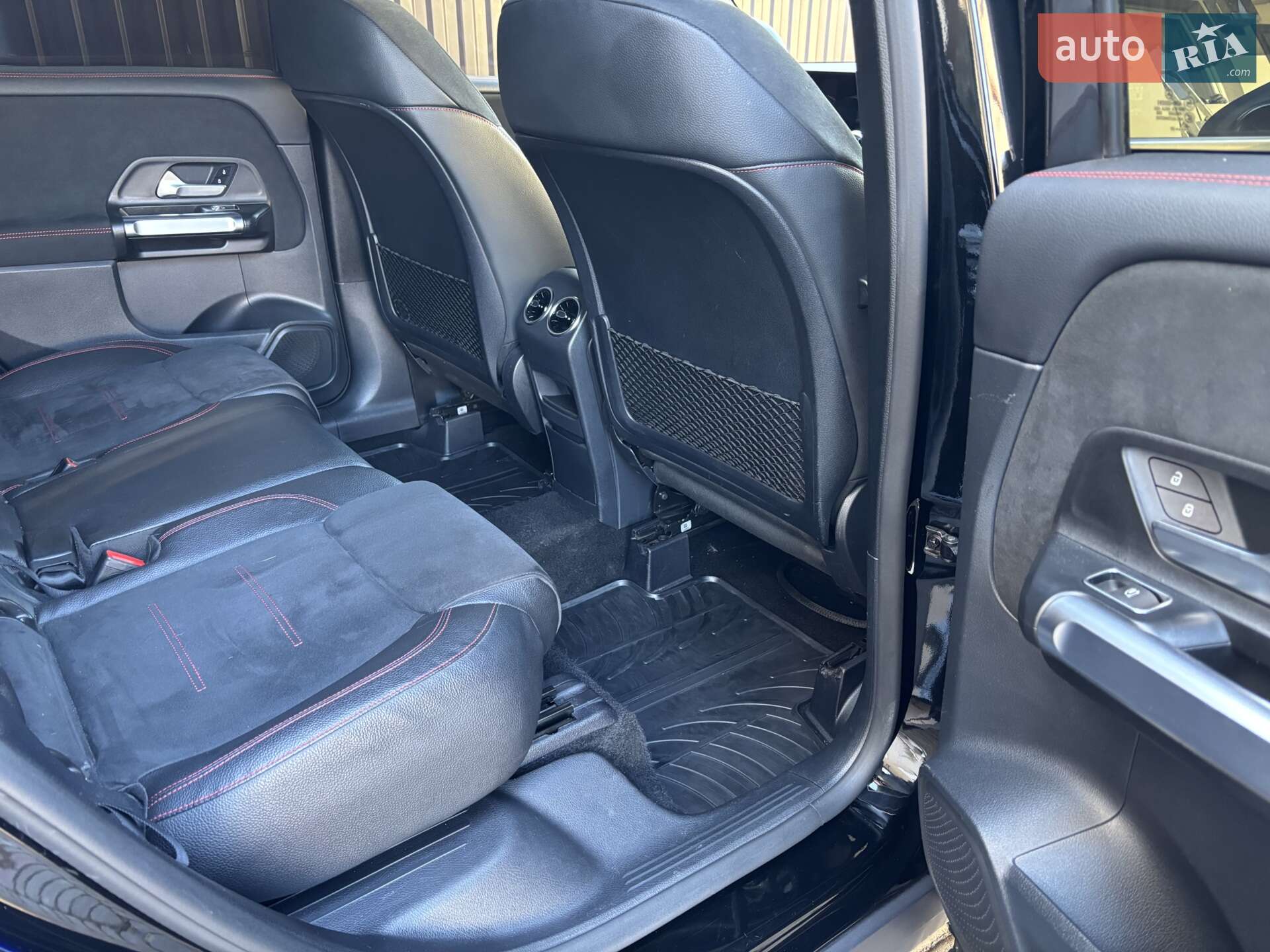 Mercedes-Benz GLB-Class 2021 VIN W1N4M4GB3MW136106 фото оголошення 18 з 43