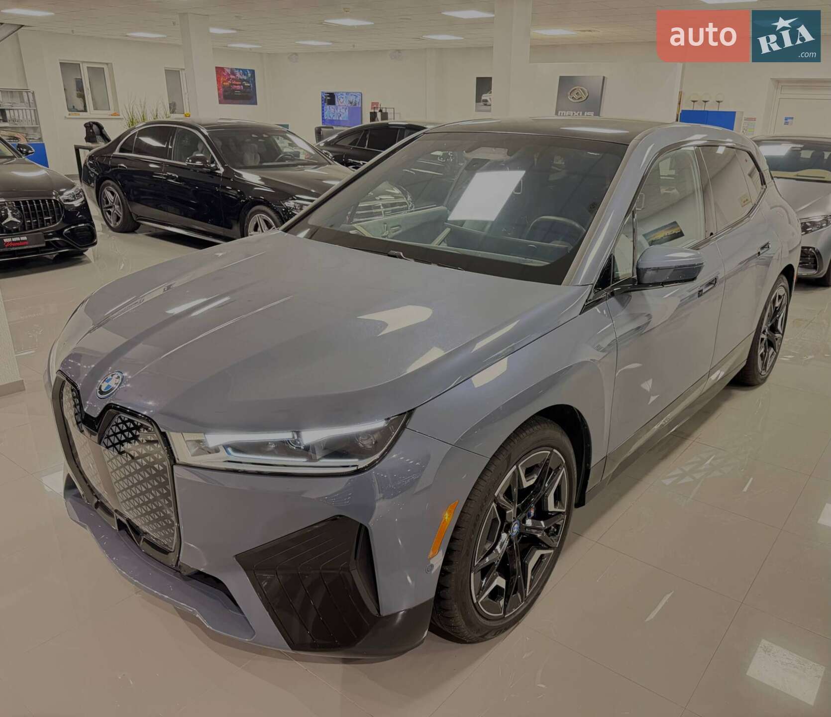 BMW iX 2023 VIN WB533CF08RCR13397 фото оголошення 2 з 42