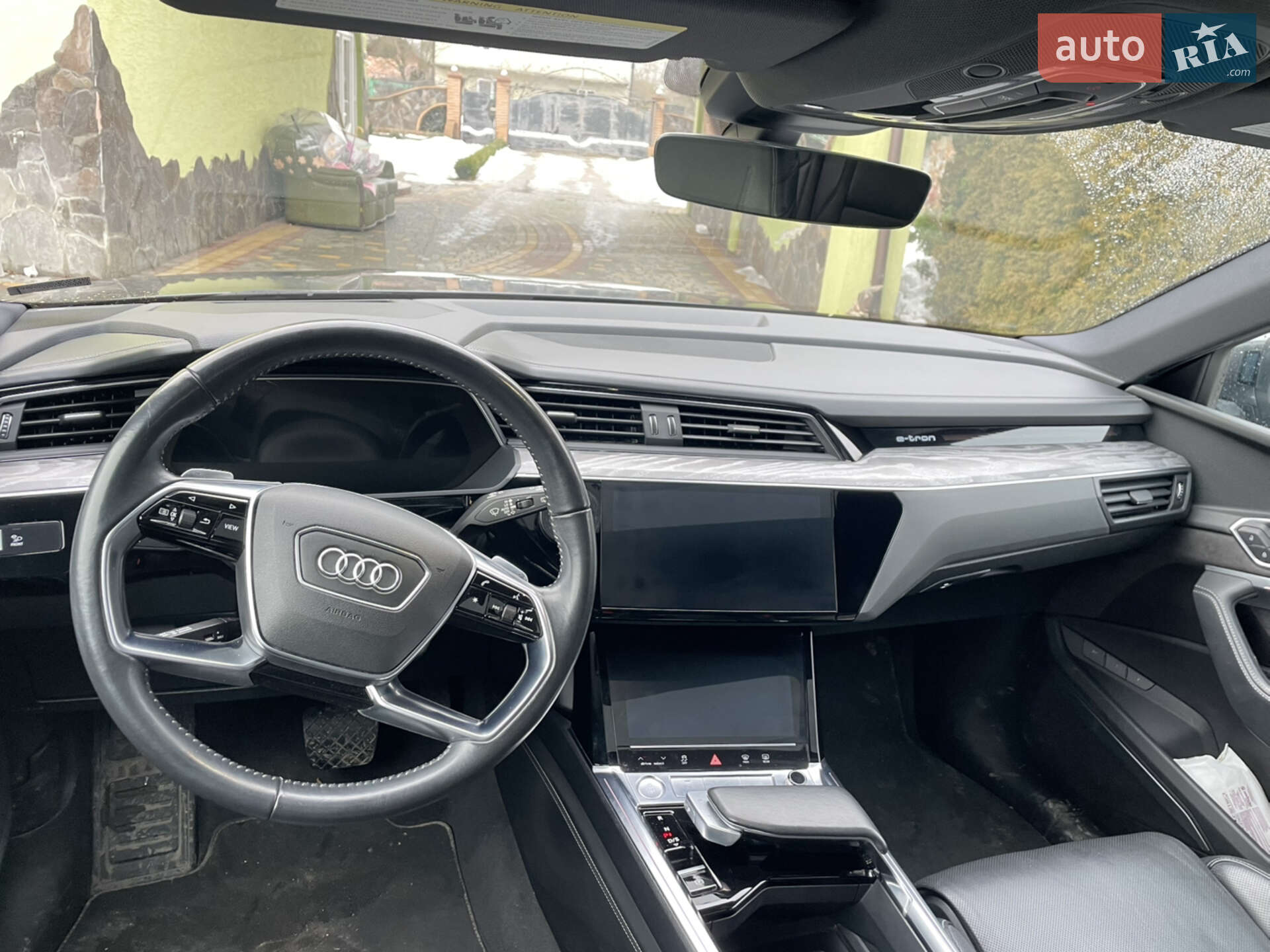 Audi e-tron 2019 VIN WA1VAAGE2KB005776 фото оголошення 22 з 29