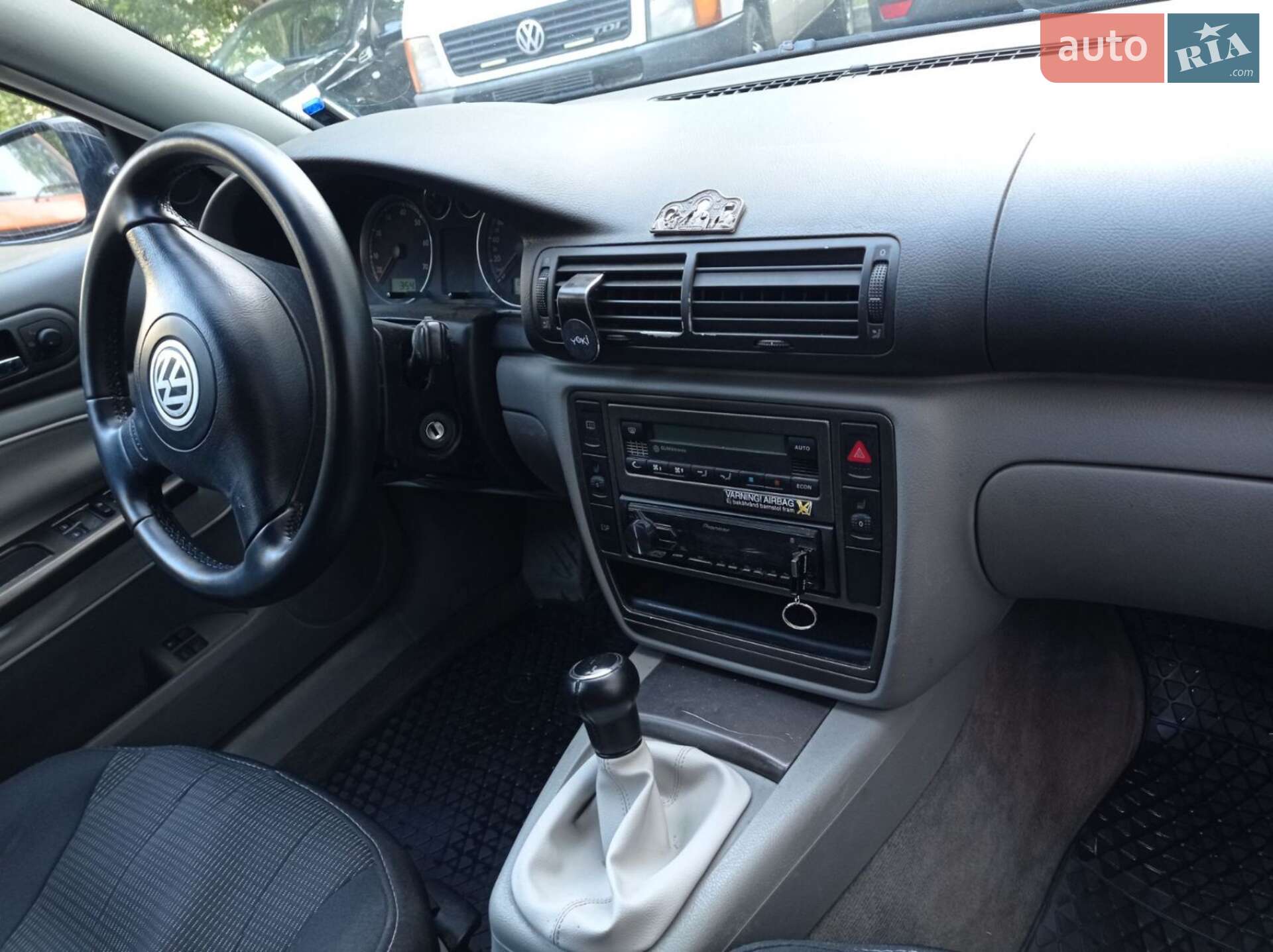 Volkswagen Passat 2003 VIN WVWZZZ3BZ3E301061 фото оголошення 6 з 10