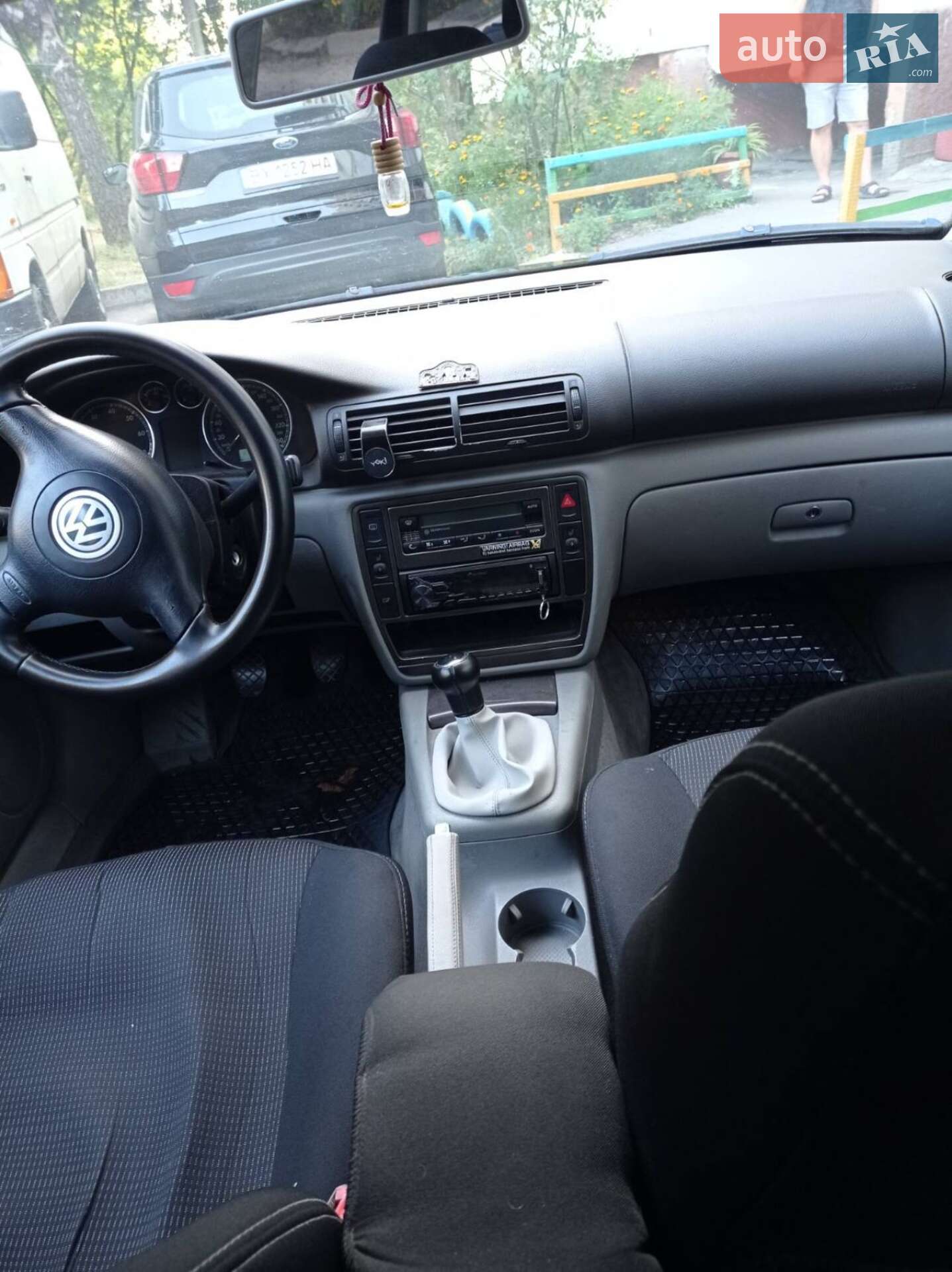 Volkswagen Passat 2003 VIN WVWZZZ3BZ3E301061 фото оголошення 8 з 10
