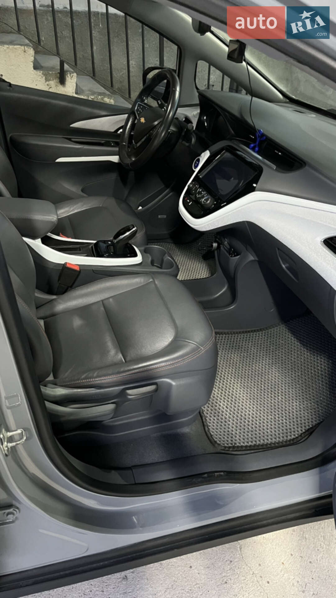 Chevrolet Bolt EV 2020 VIN 1G1FZ6S06L4143511 фото оголошення 9 з 26