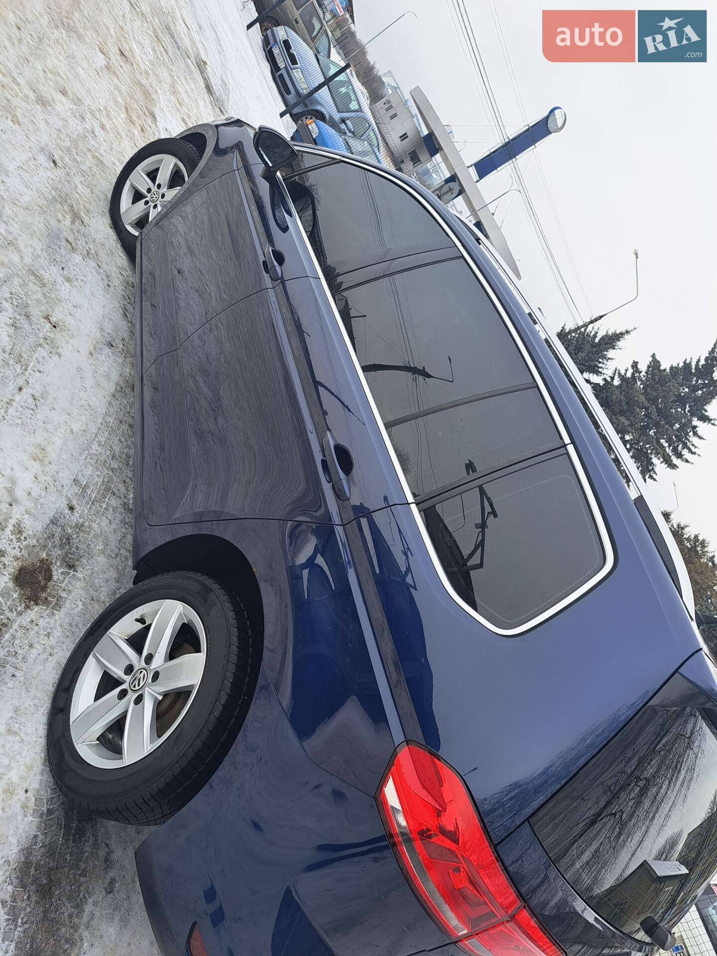 Volkswagen Touran 2016 VIN WVGZZZ1TZHW019503 фото оголошення 3 з 18