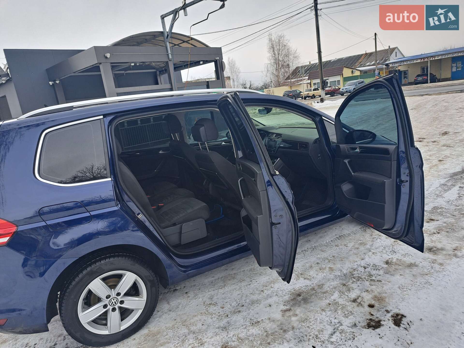 Volkswagen Touran 2016 VIN WVGZZZ1TZHW019503 фото оголошення 9 з 18