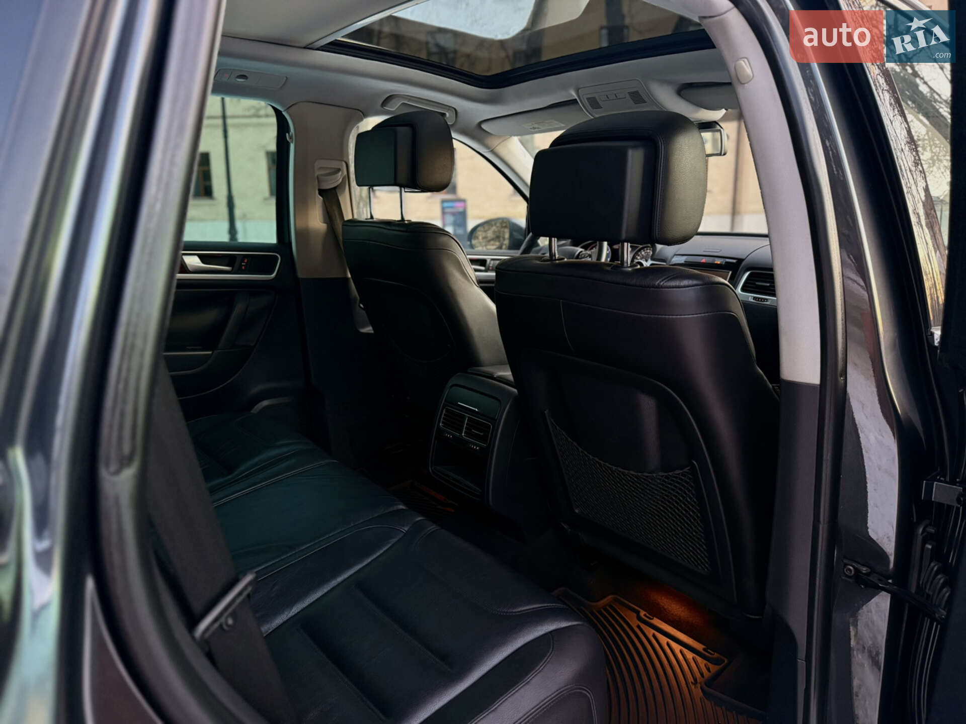 Volkswagen Touareg 2013 VIN WVGEP9BP8ED003756 фото оголошення 11 з 17