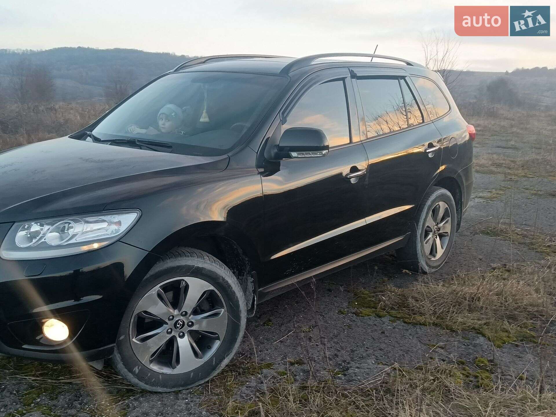 Hyundai Santa FE 2012 VIN KMHSH81XDCU884316 фото оголошення 4 з 15