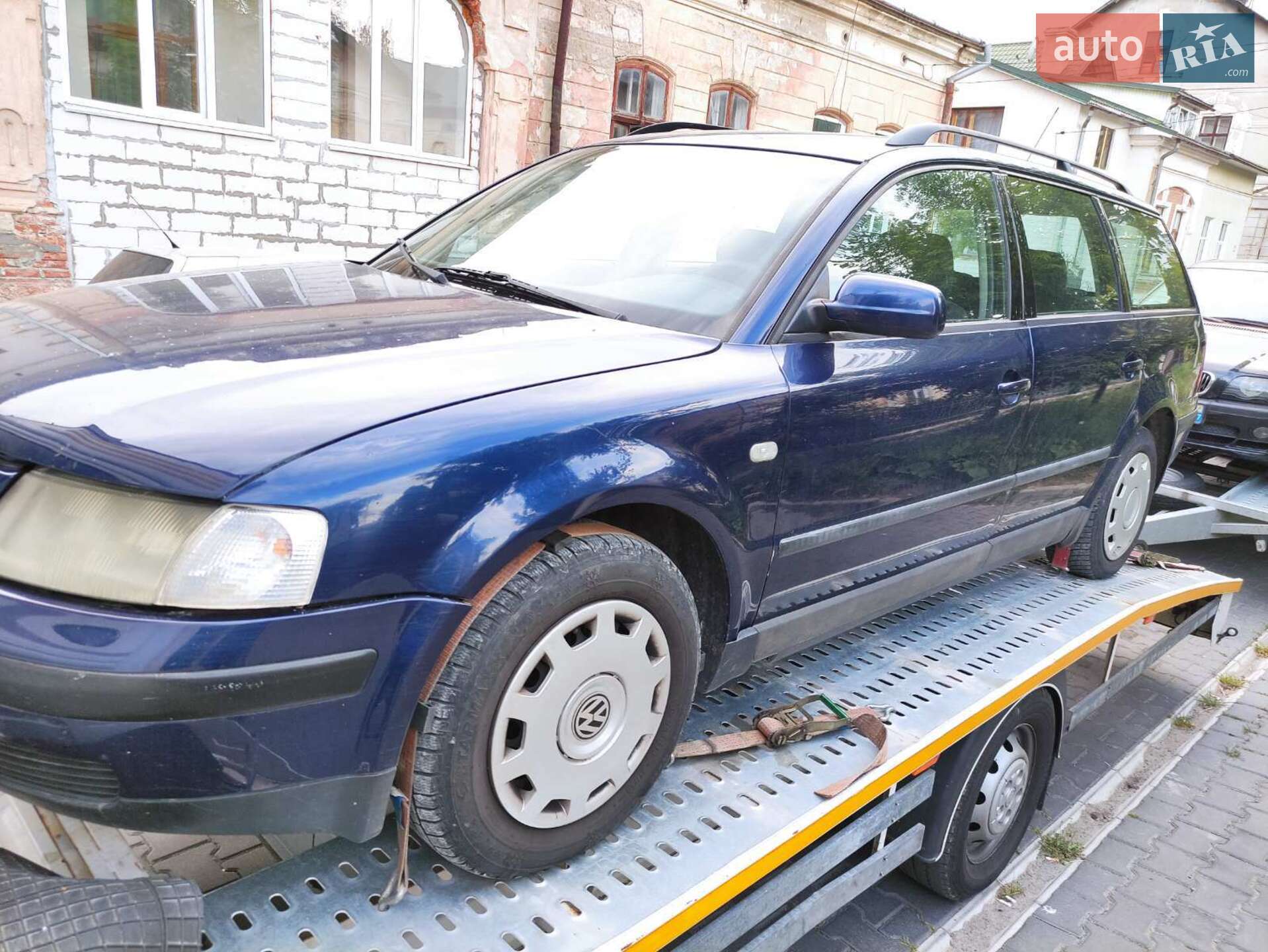 Volkswagen Passat 2000 VIN WVWZZZ3BZYE320711 фото оголошення 3 з 4