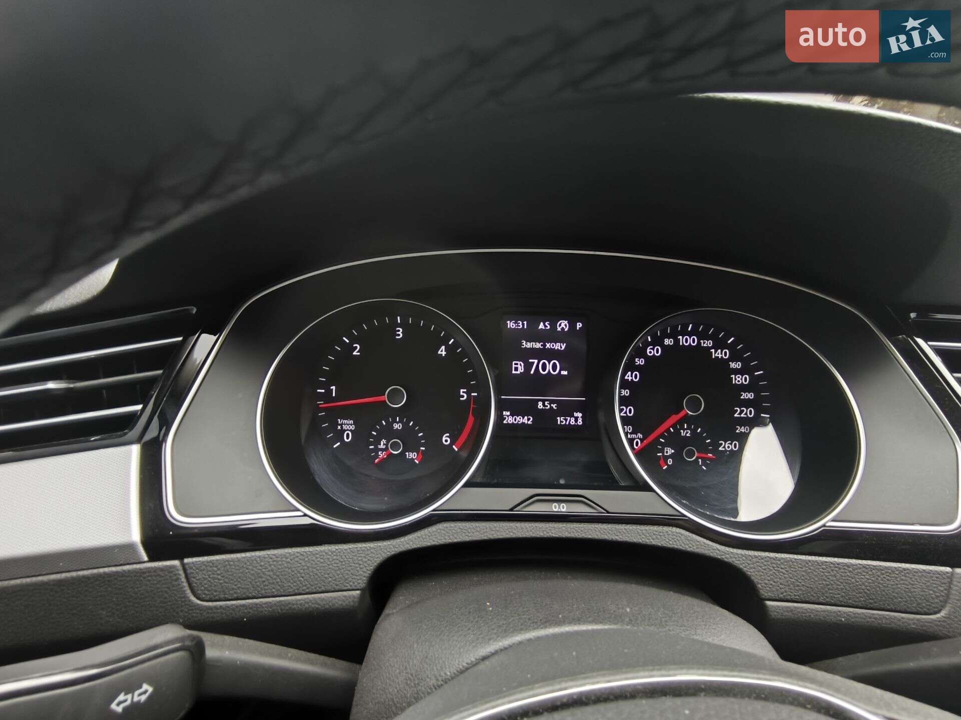Volkswagen Passat 2019 VIN WVWZZZ3CZKE067004 фото оголошення 10 з 10