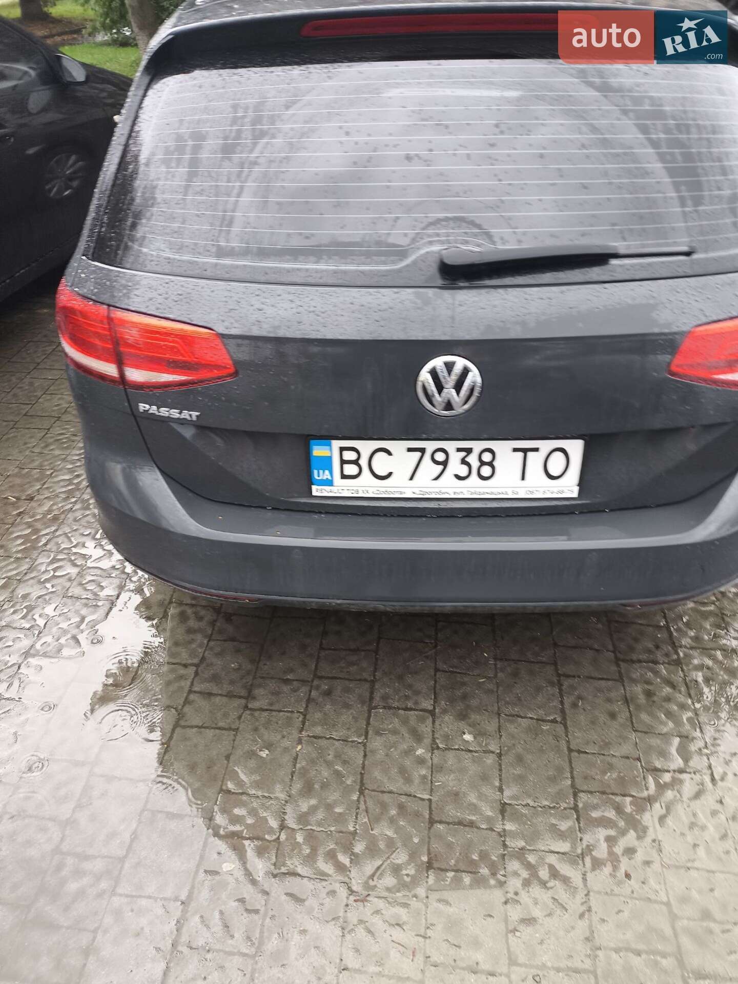 Volkswagen Passat 2019 VIN WVWZZZ3CZKE067004 фото оголошення 7 з 10