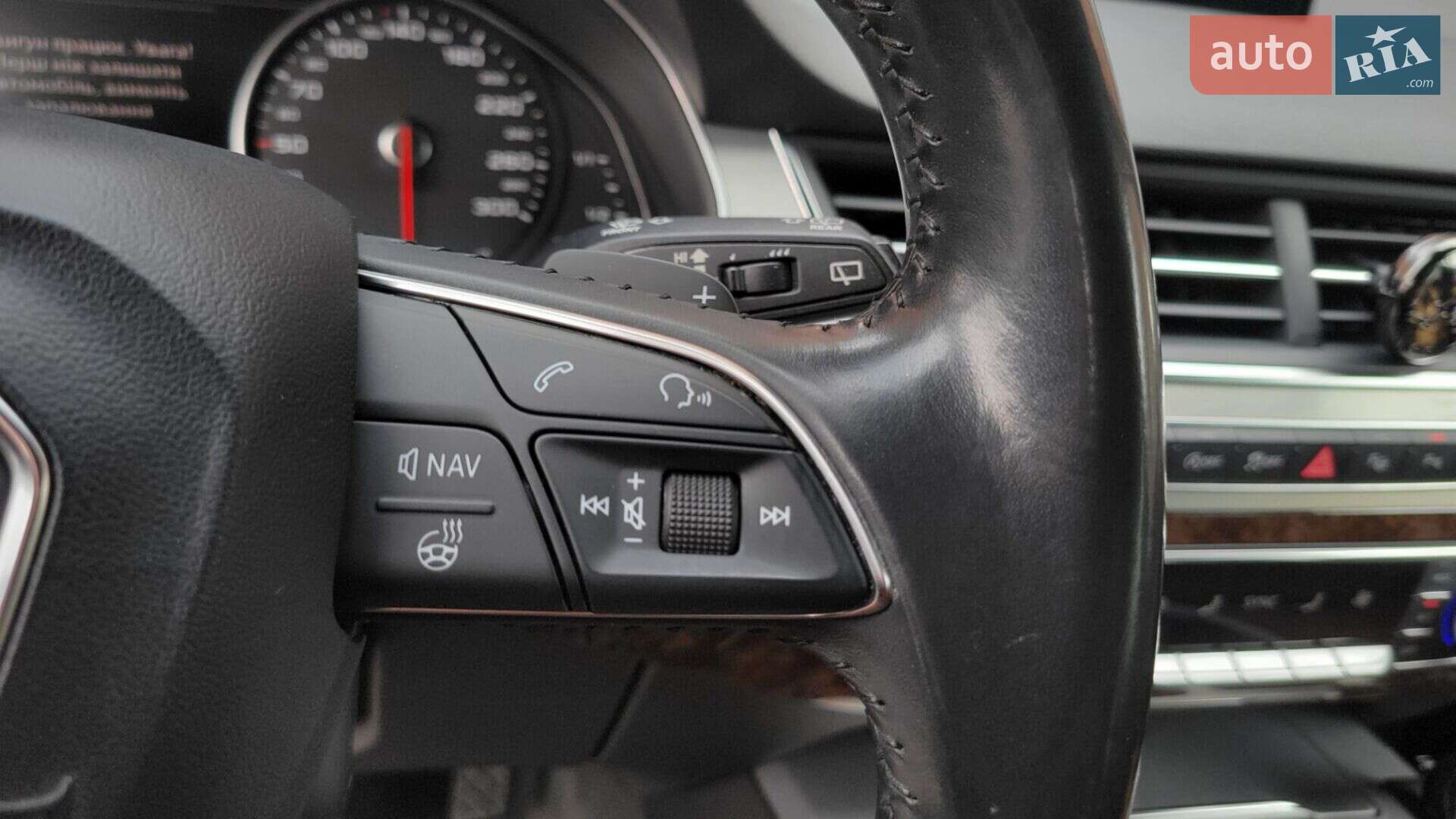Audi Q7 2018 VIN WAUZZZ4M8JD035133 фото оголошення 84 з 99