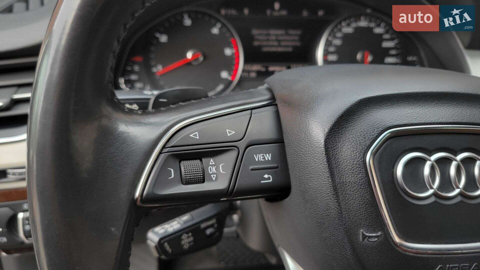 Audi Q7 2018 VIN WAUZZZ4M8JD035133 фото оголошення 85 з 99