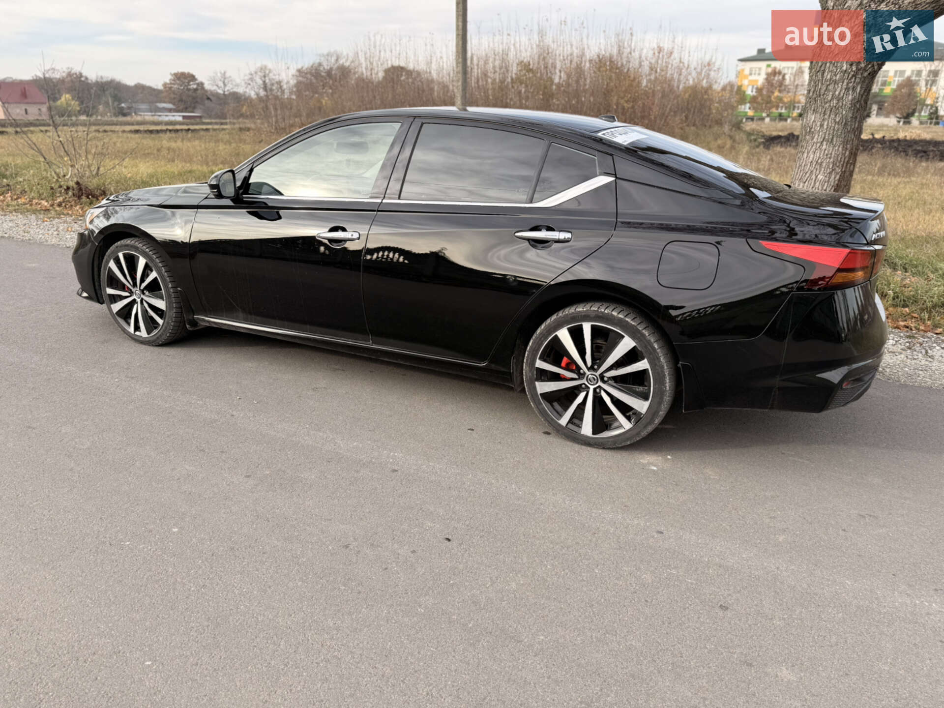 Nissan Altima 2019 VIN 1N4BL4FW6KN326285 фото оголошення 7 з 12