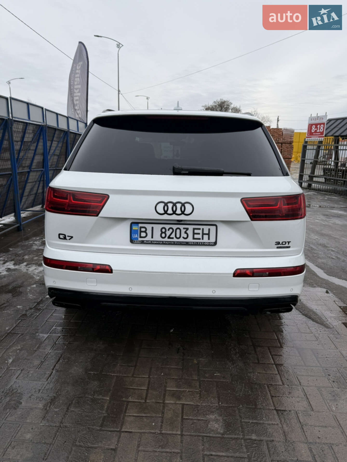 Audi Q7 2016 VIN WA1LAAF78HD014019 фото оголошення 2 з 18