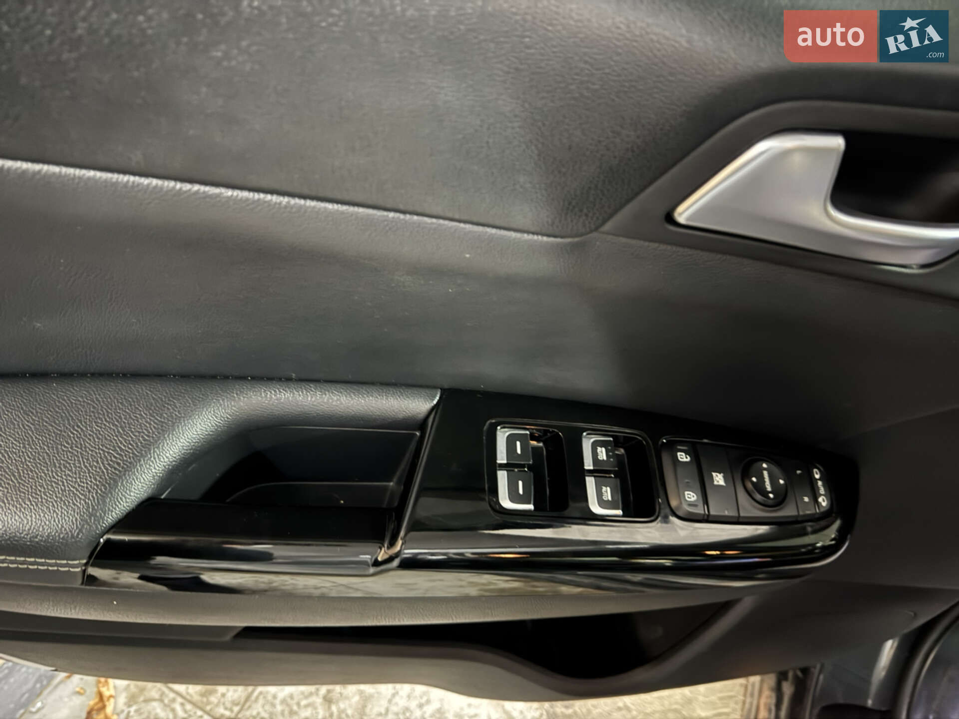 Kia Sportage 2021 VIN U5YPH81ADML160542 фото оголошення 17 з 23
