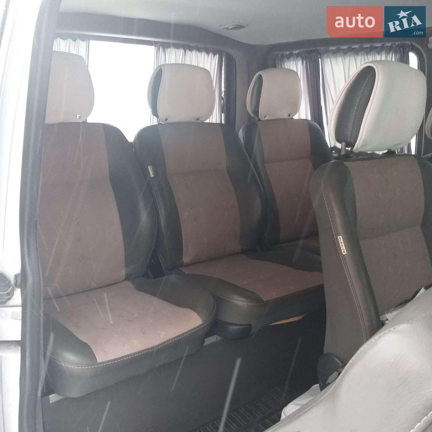 Volkswagen Transporter 2009 VIN WV1ZZZ7HZ9H149613 фото оголошення 17 з 33