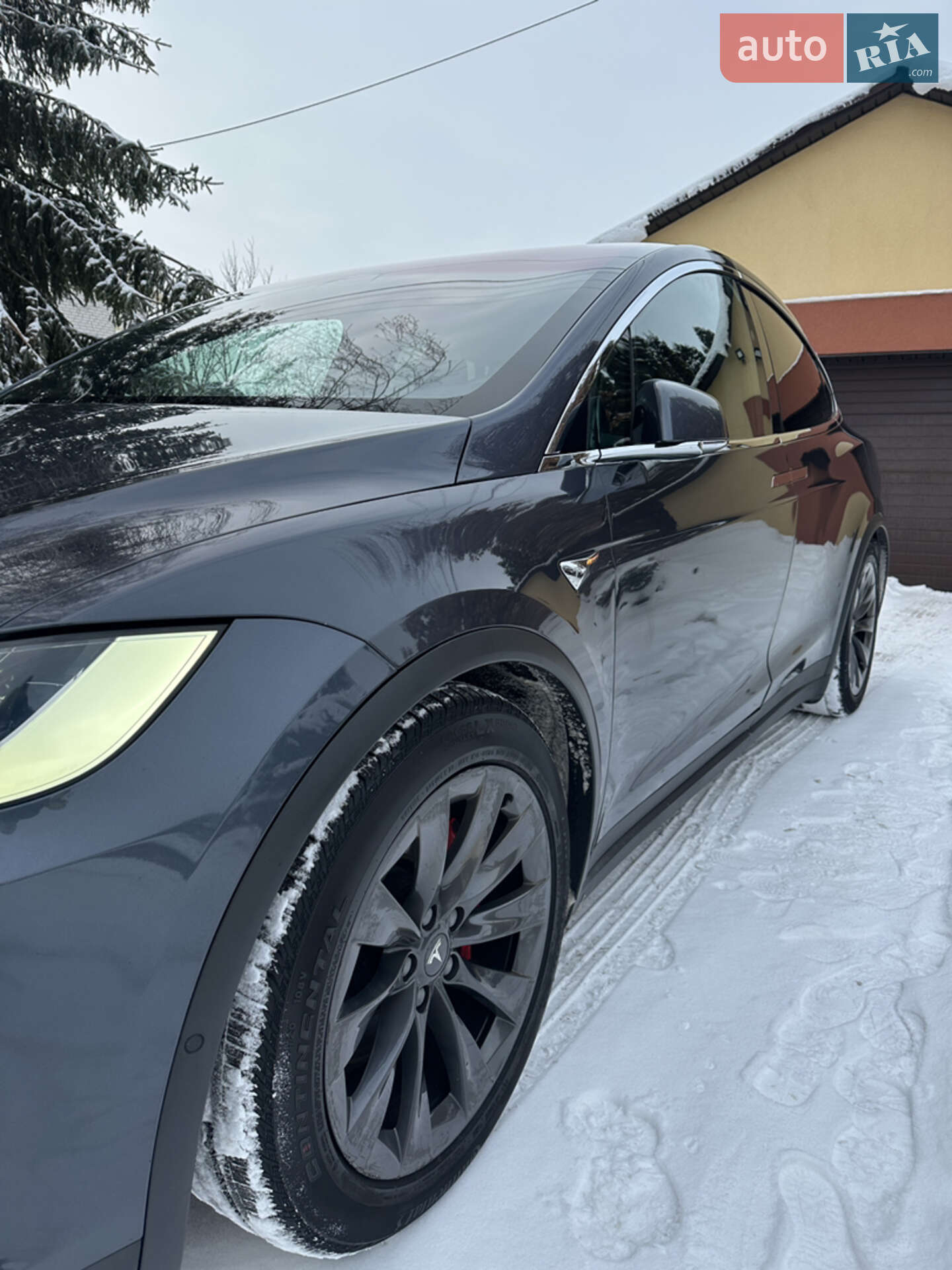 Tesla Model X 2018 VIN 5YJXCBE48JF109824 фото оголошення 6 з 53