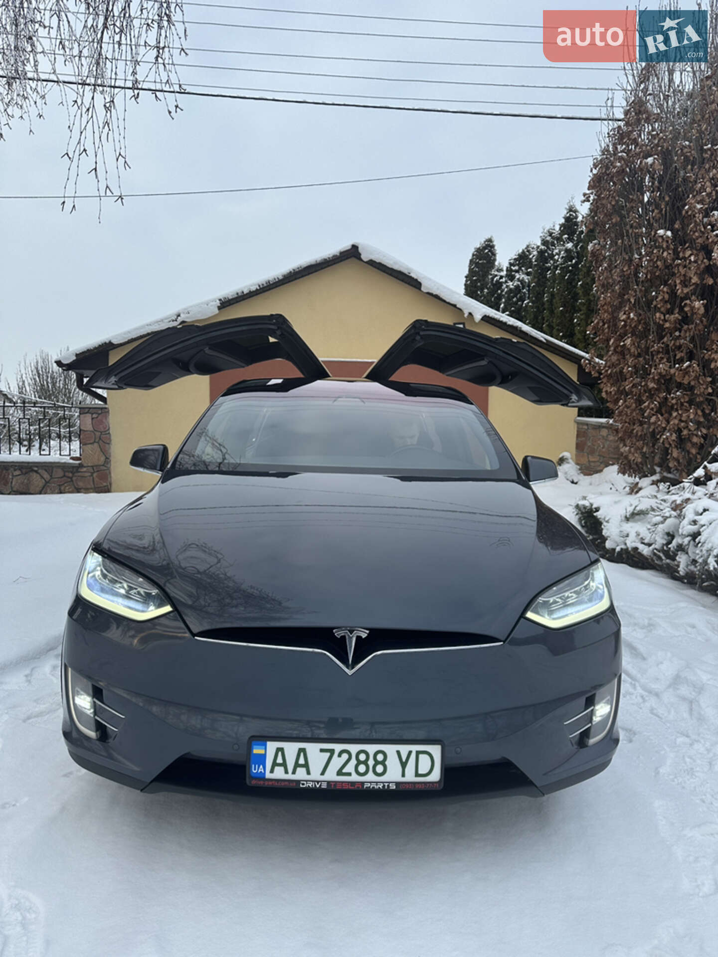 Tesla Model X 2018 VIN 5YJXCBE48JF109824 фото оголошення 25 з 53