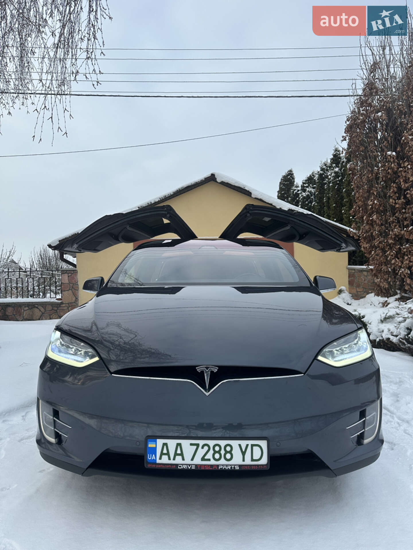 Tesla Model X 2018 VIN 5YJXCBE48JF109824 фото оголошення 29 з 53