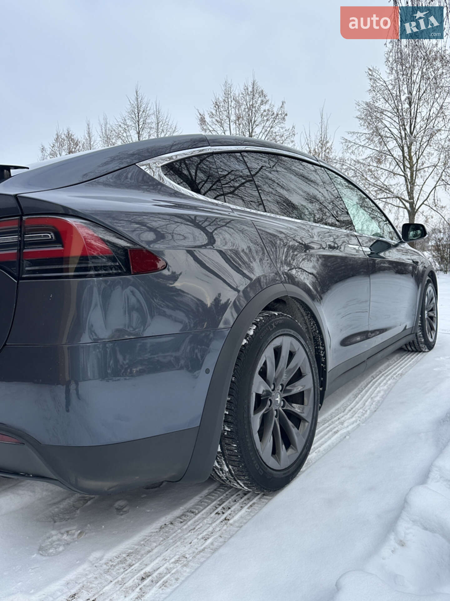 Tesla Model X 2018 VIN 5YJXCBE48JF109824 фото оголошення 21 з 53