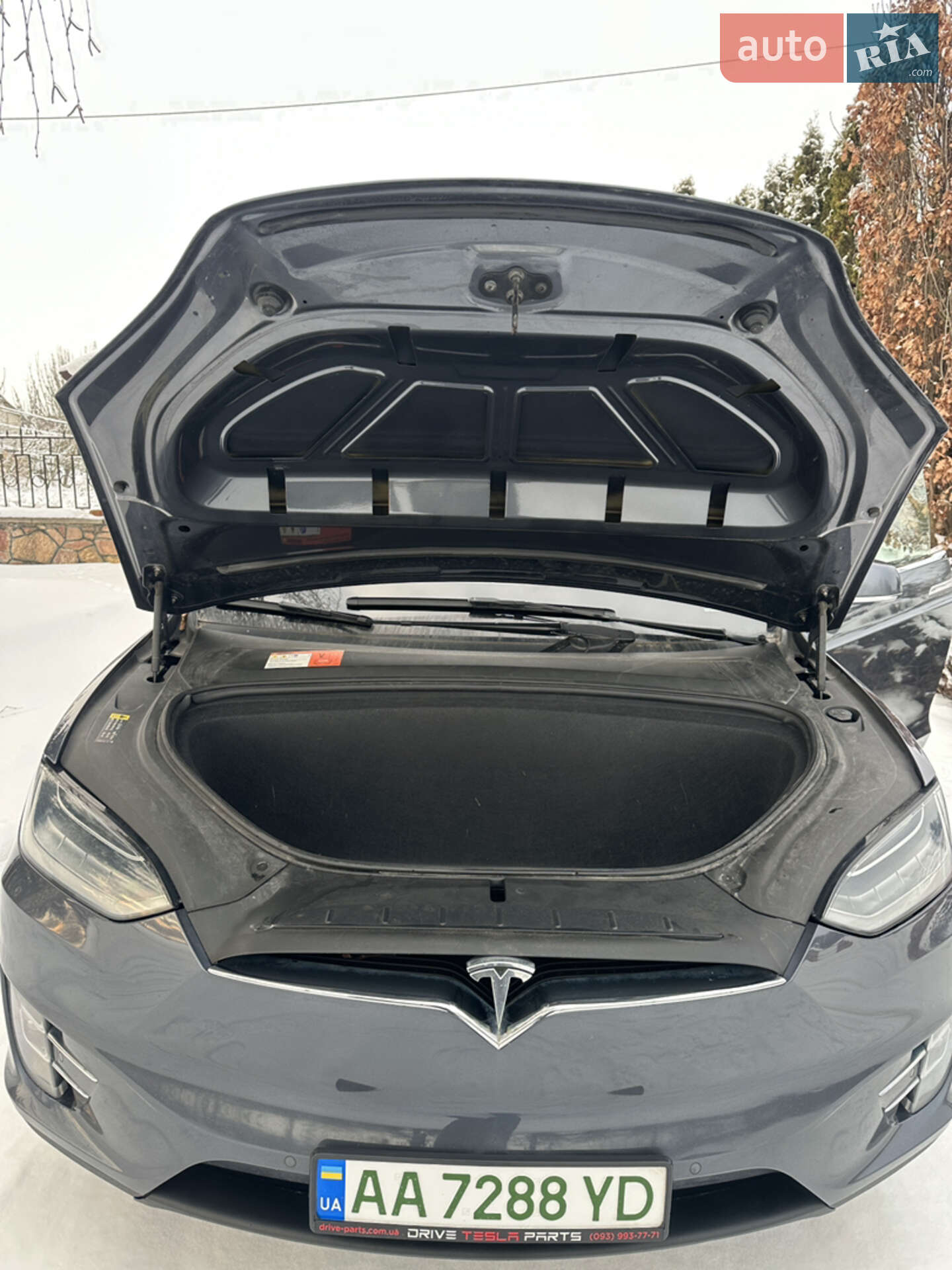 Tesla Model X 2018 VIN 5YJXCBE48JF109824 фото оголошення 45 з 53