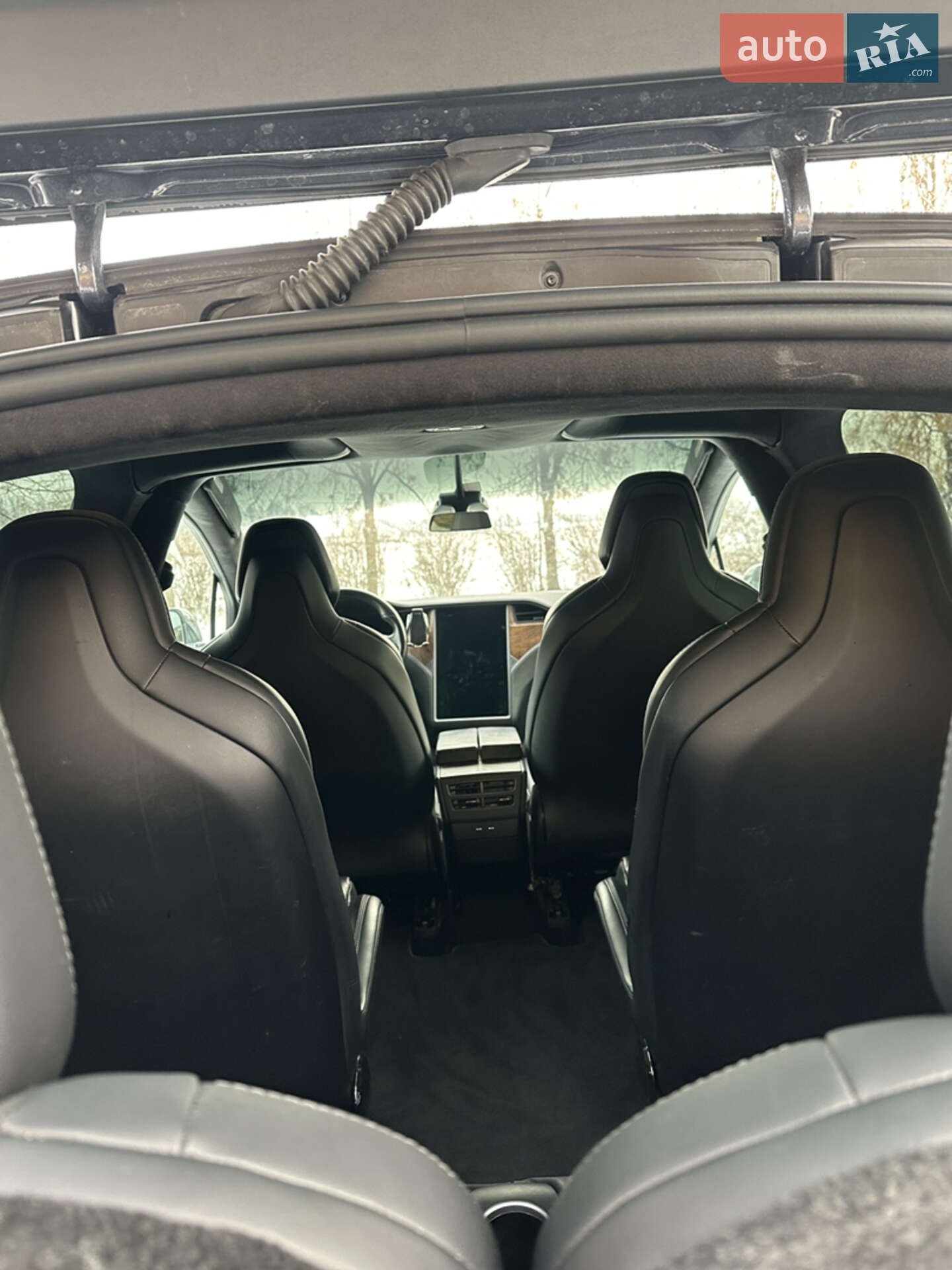 Tesla Model X 2018 VIN 5YJXCBE48JF109824 фото оголошення 47 з 53