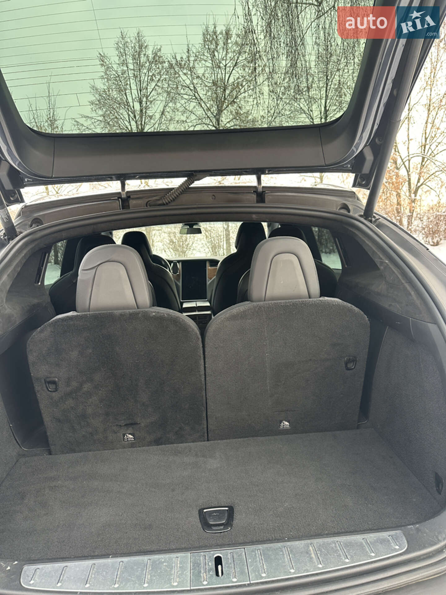Tesla Model X 2018 VIN 5YJXCBE48JF109824 фото оголошення 48 з 53
