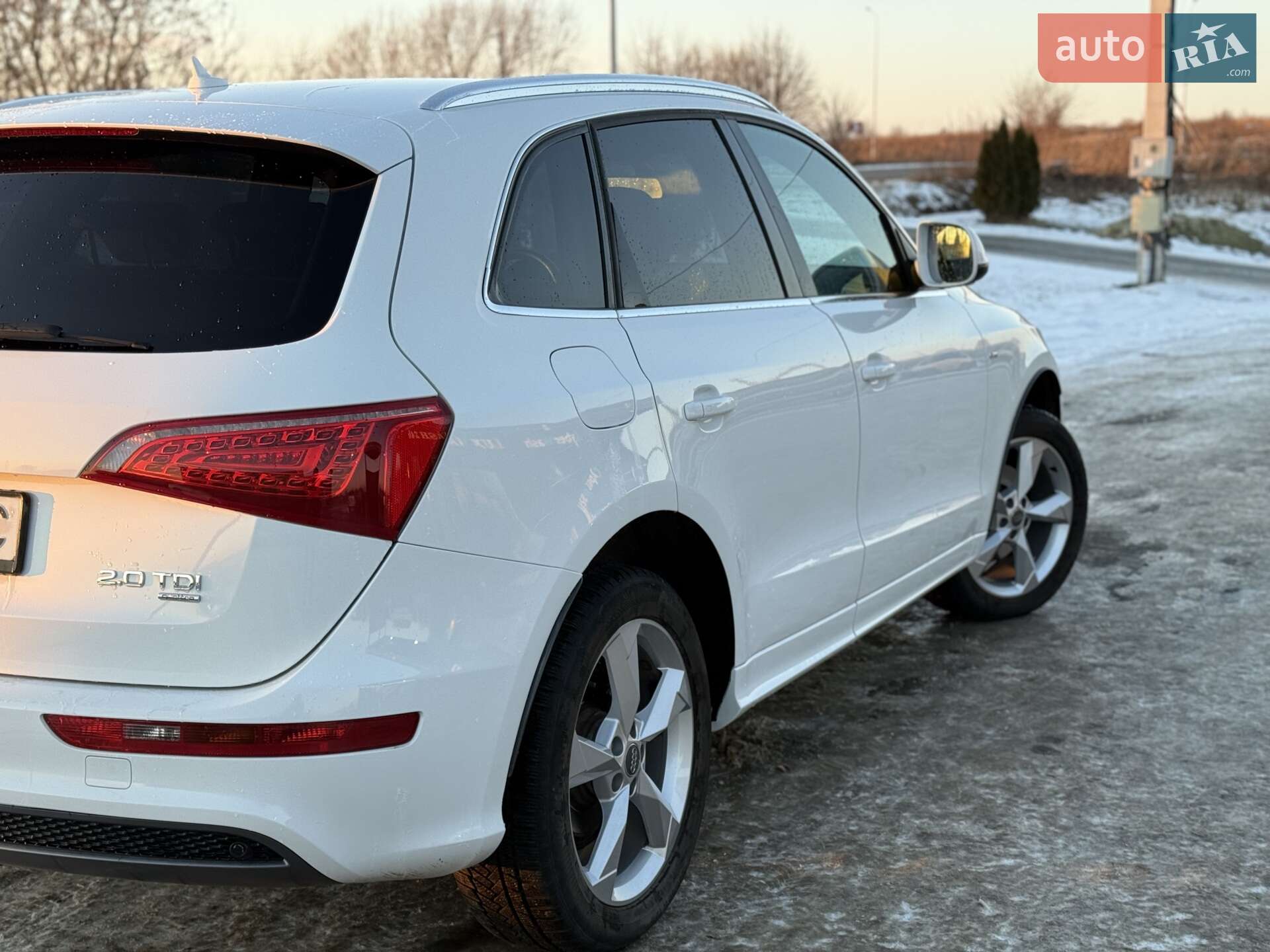 Audi Q5 2010 VIN WAUZZZ8R3BA004784 фото оголошення 11 з 12