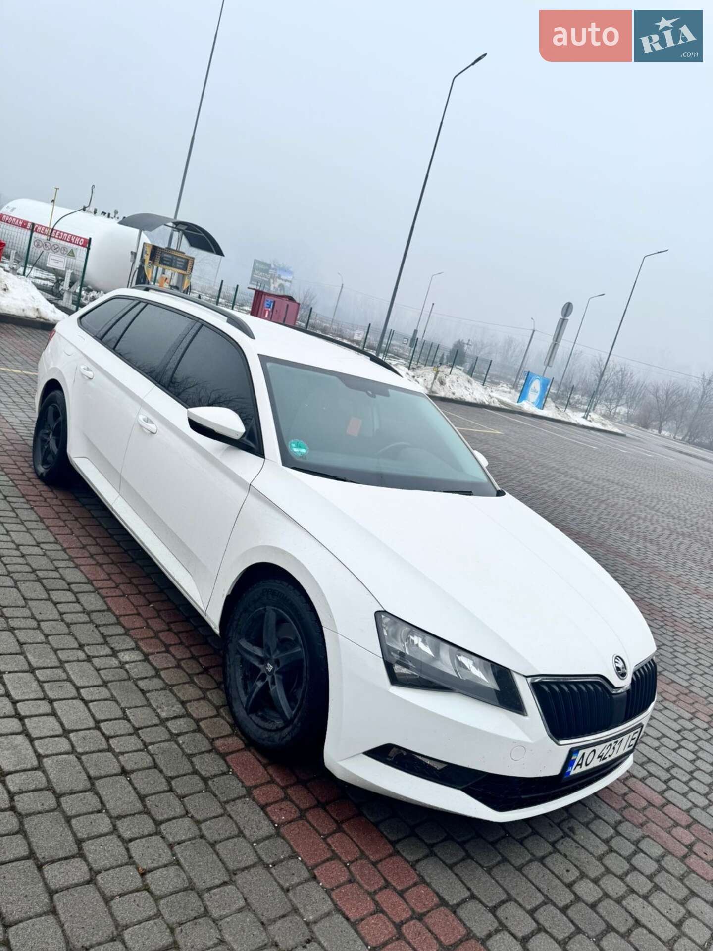 Skoda Superb 2019 VIN TMBJH9NP2K7043238 фото оголошення 3 з 16