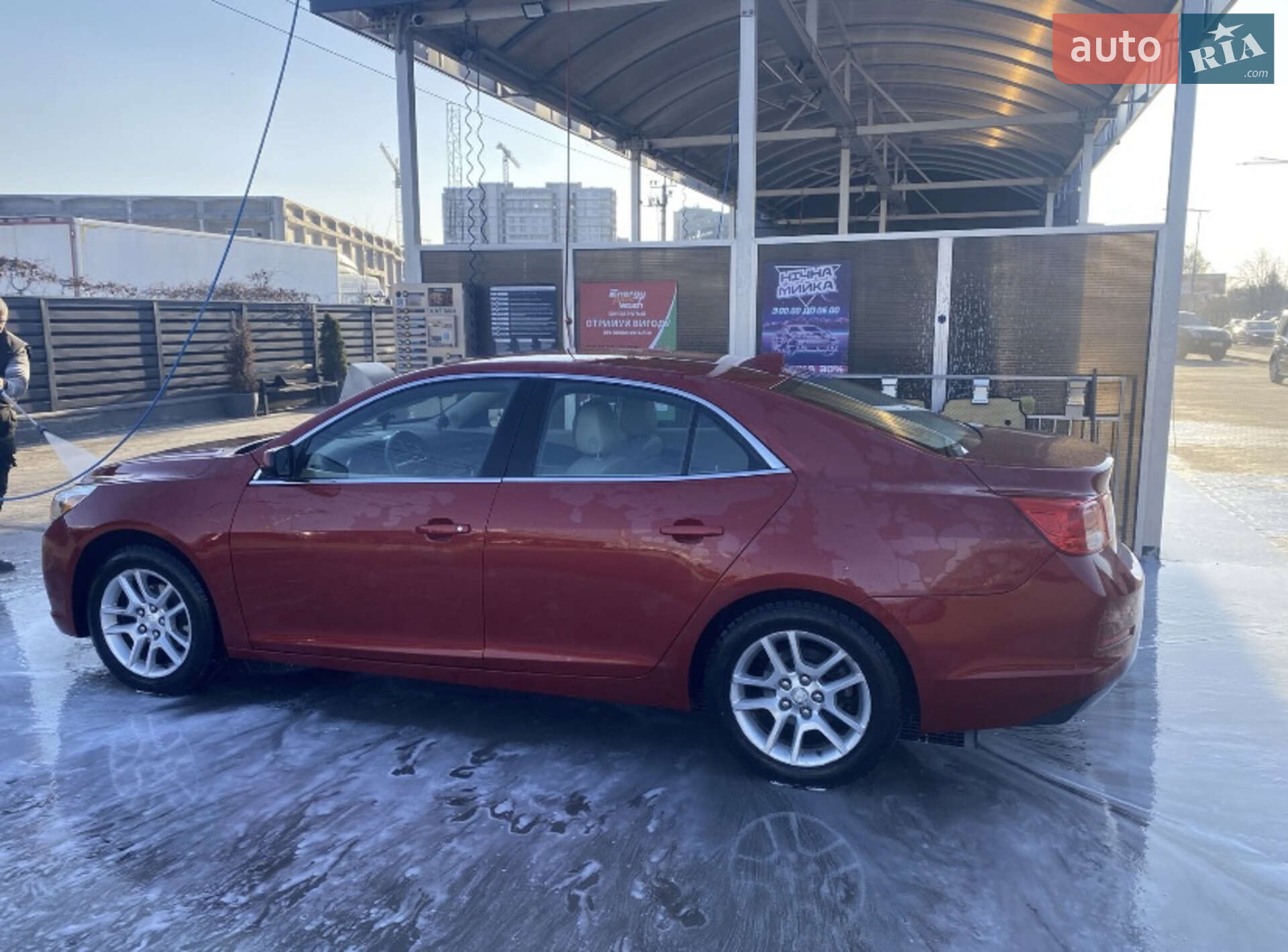 Chevrolet Malibu 2012 VIN 1G11F5RR5DF100351 фото оголошення 3 з 7